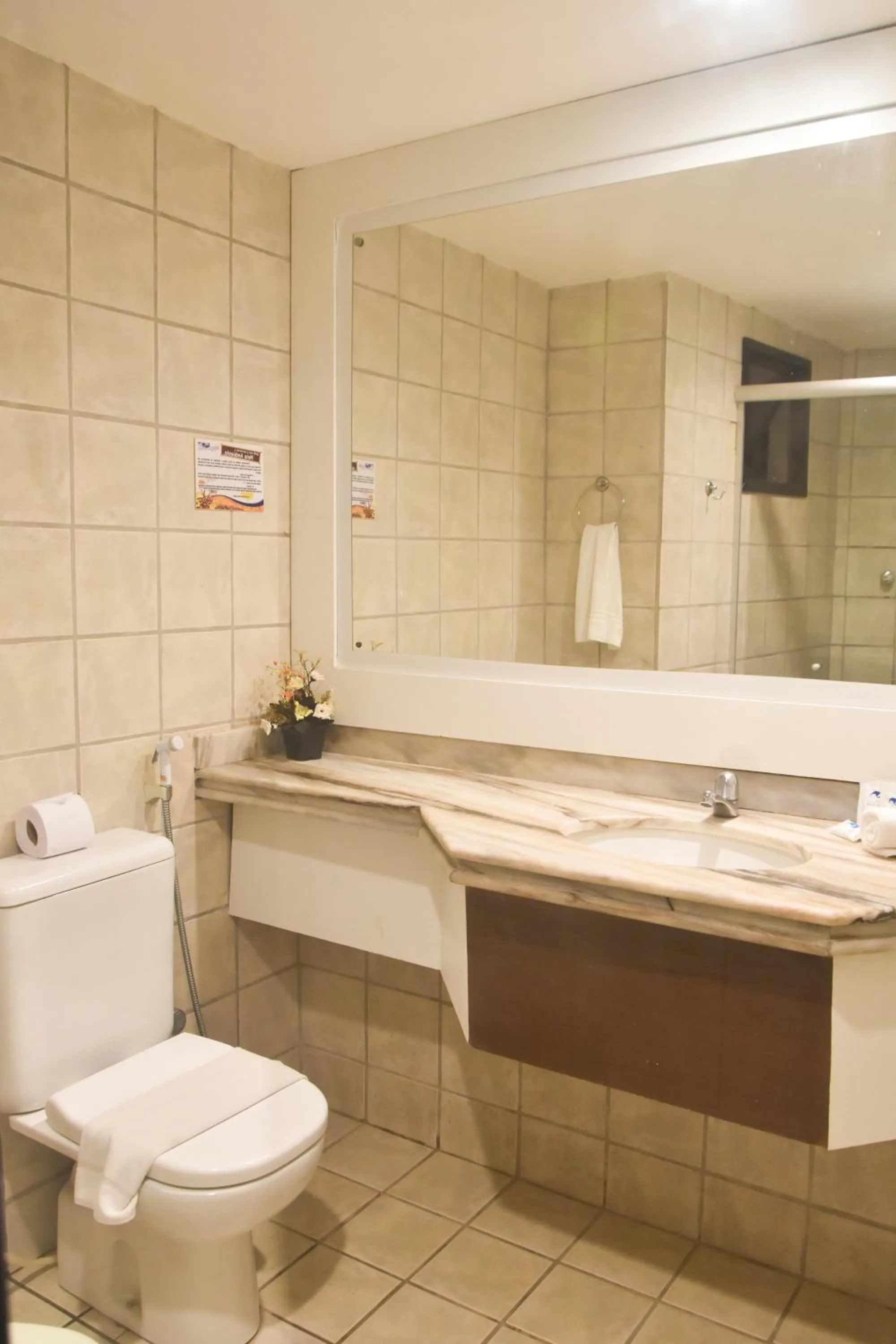 Bathroom in Hotel Costa do Atlantico