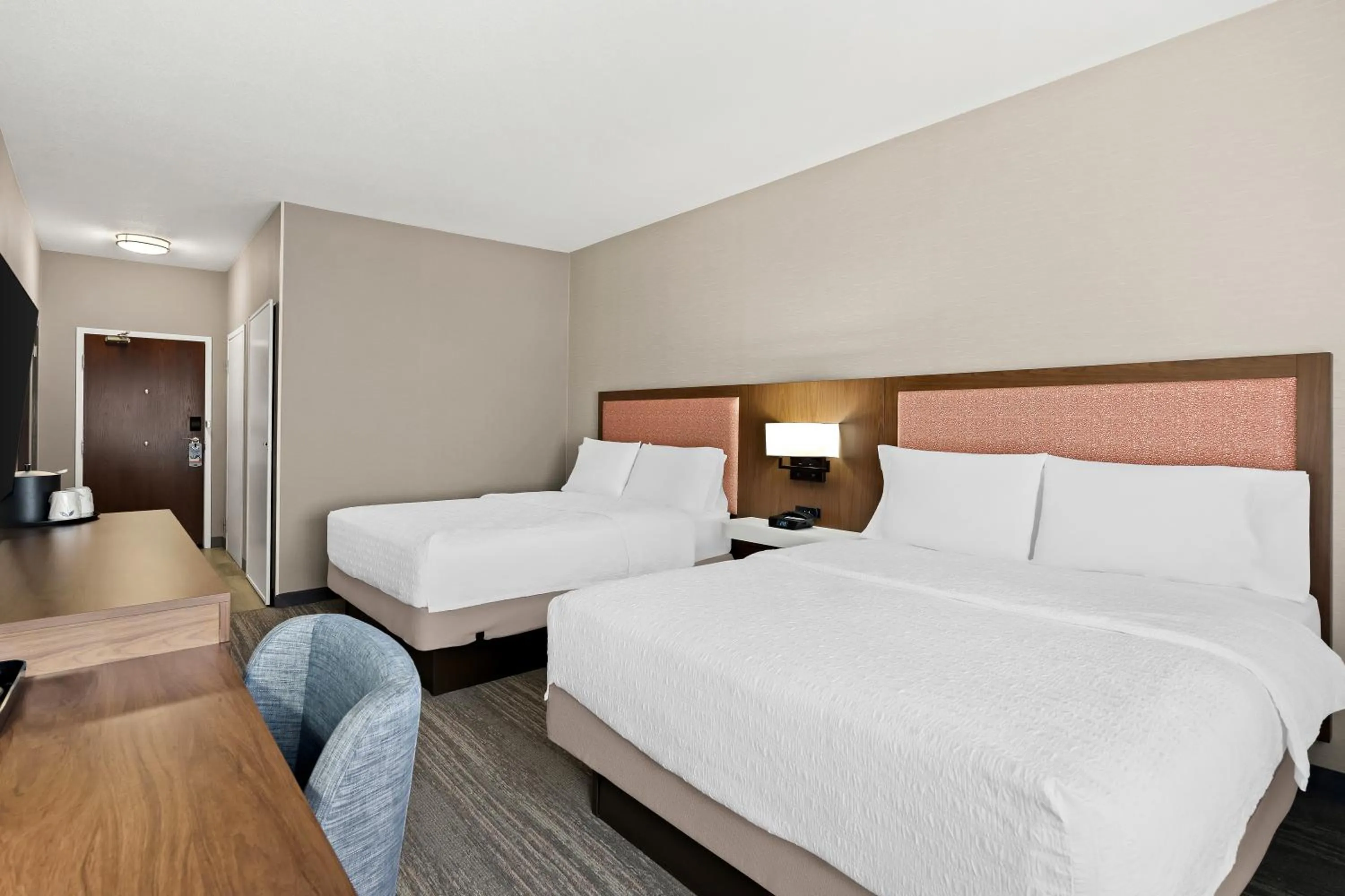 Bedroom, Bed in Hampton Inn Provo