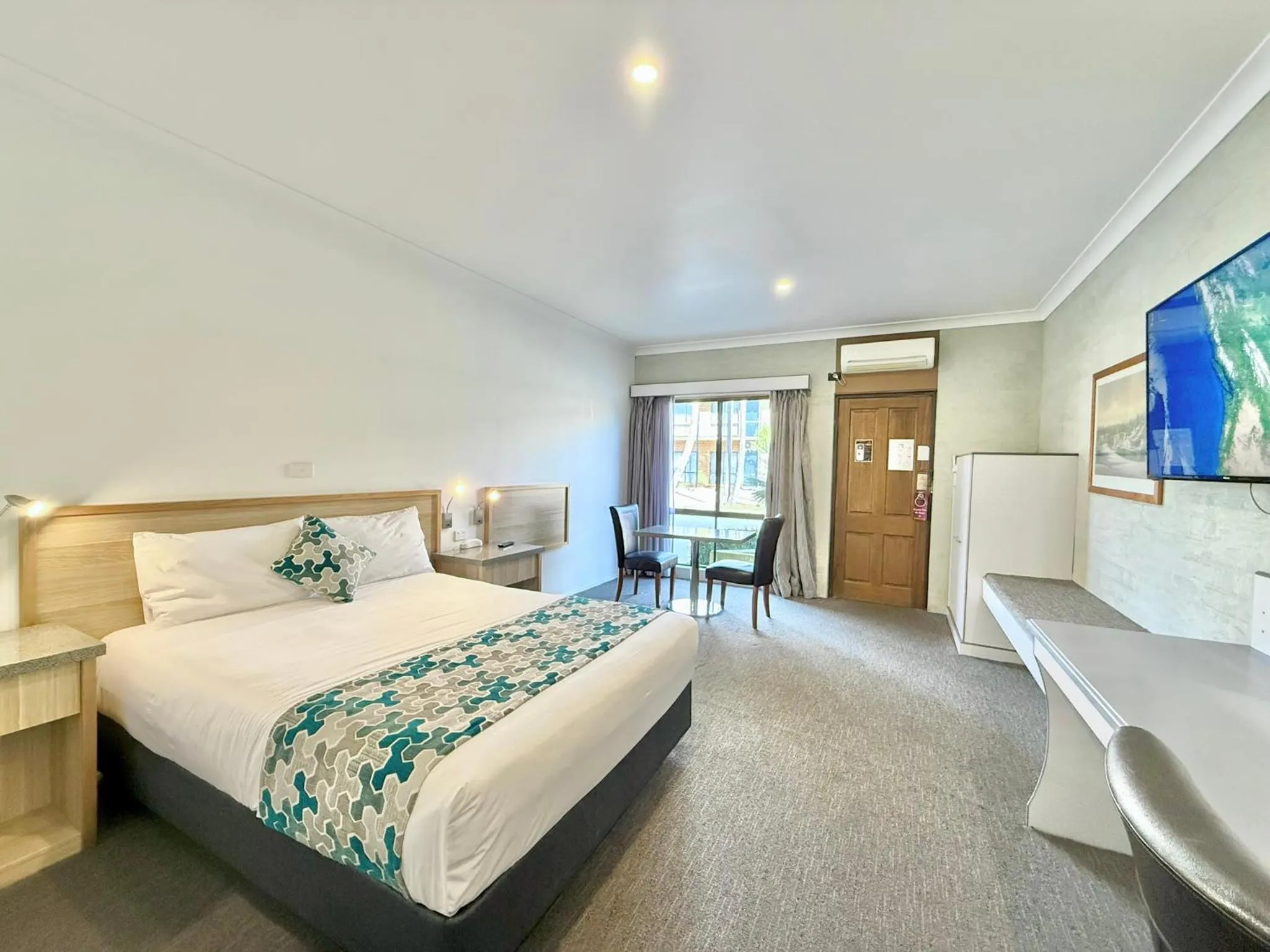 Bedroom, Bed in Albury Paddlesteamer