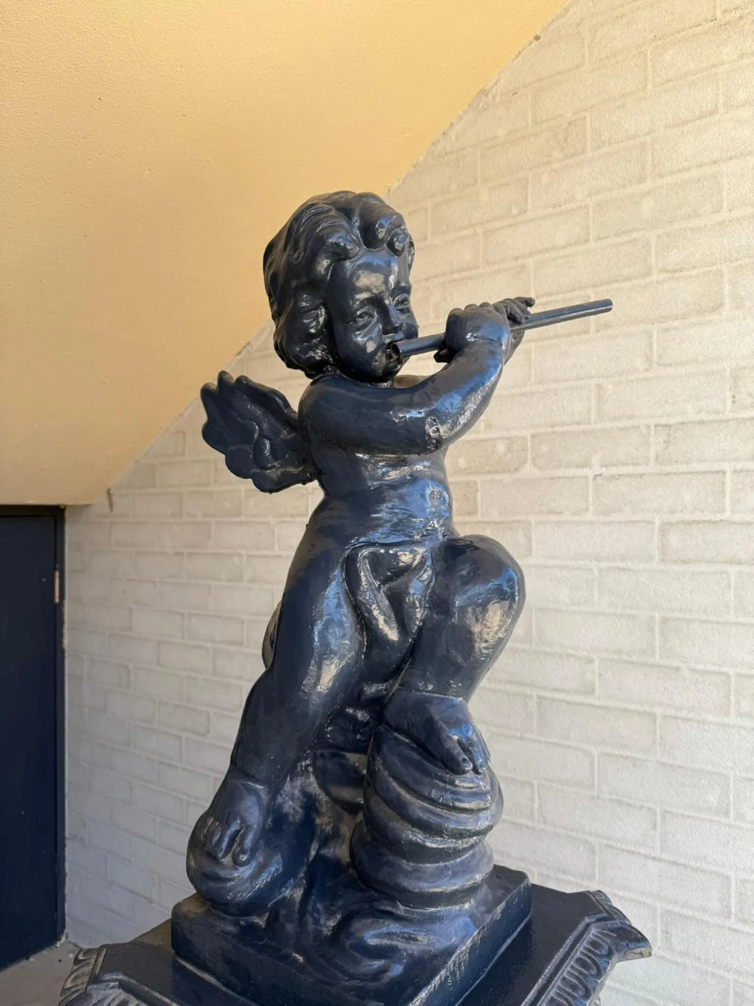 Decorative detail in Albury Paddlesteamer