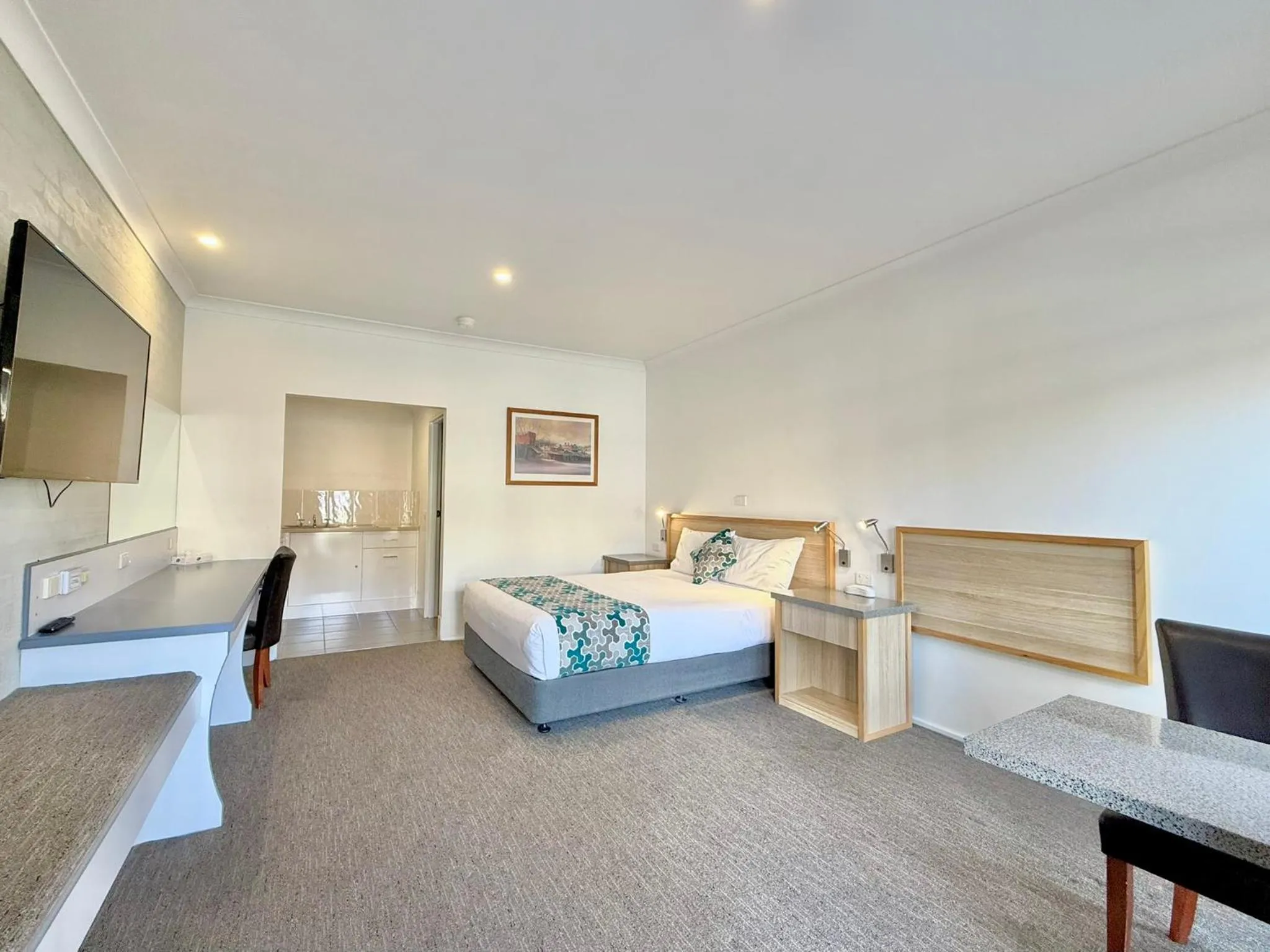 Bedroom, Bed in Albury Paddlesteamer