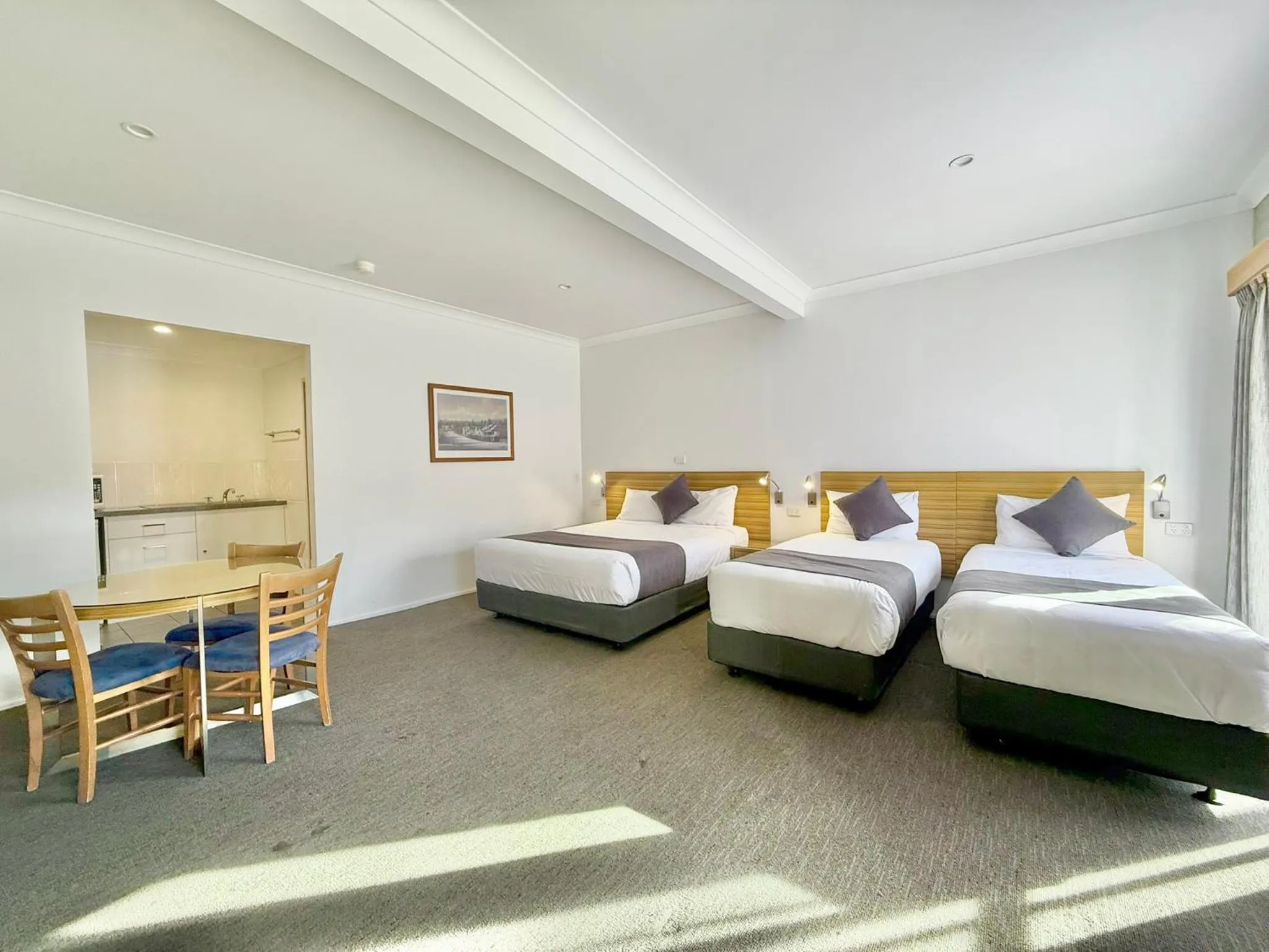 Bedroom, Bed in Albury Paddlesteamer