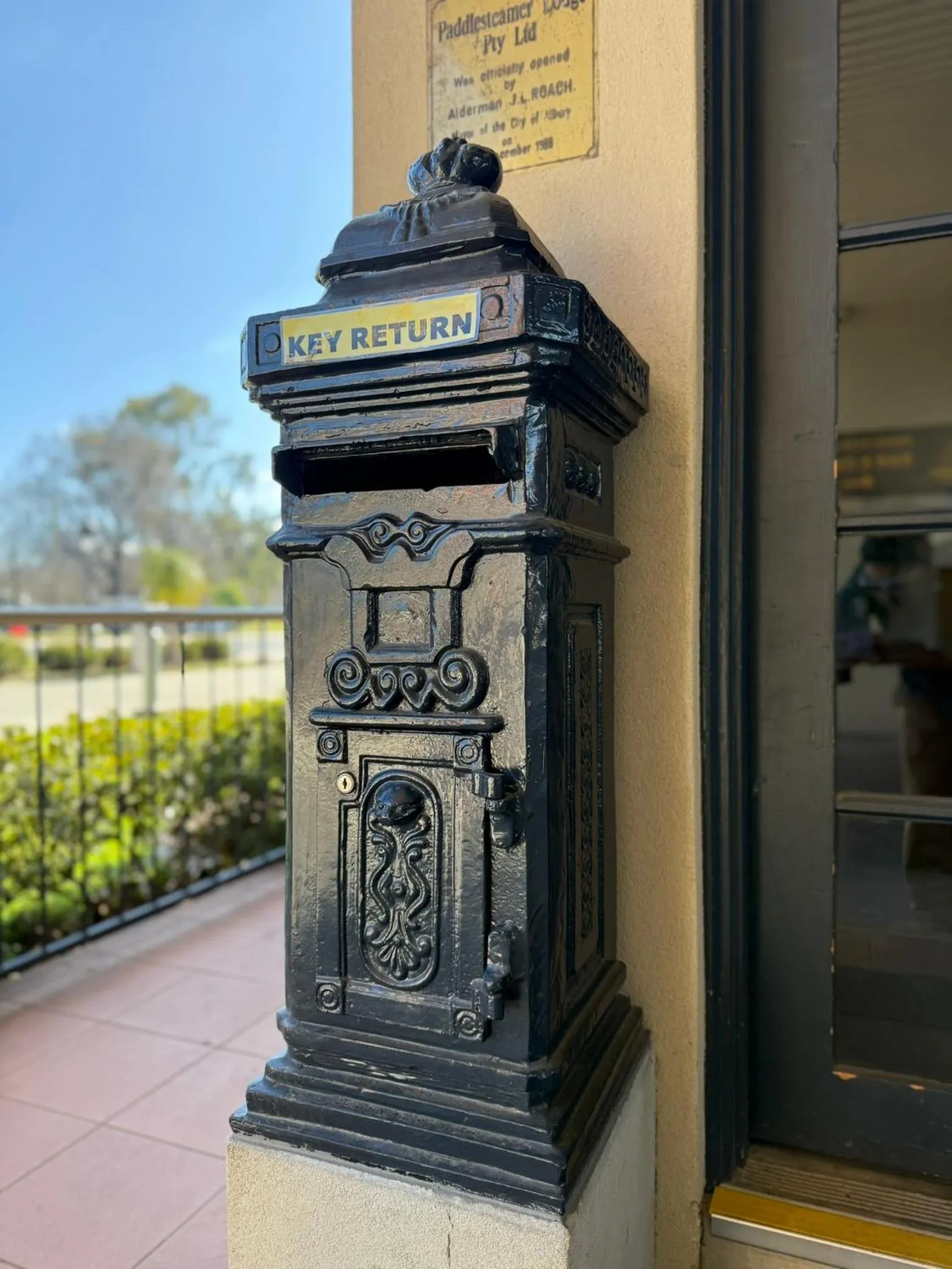 Decorative detail in Albury Paddlesteamer