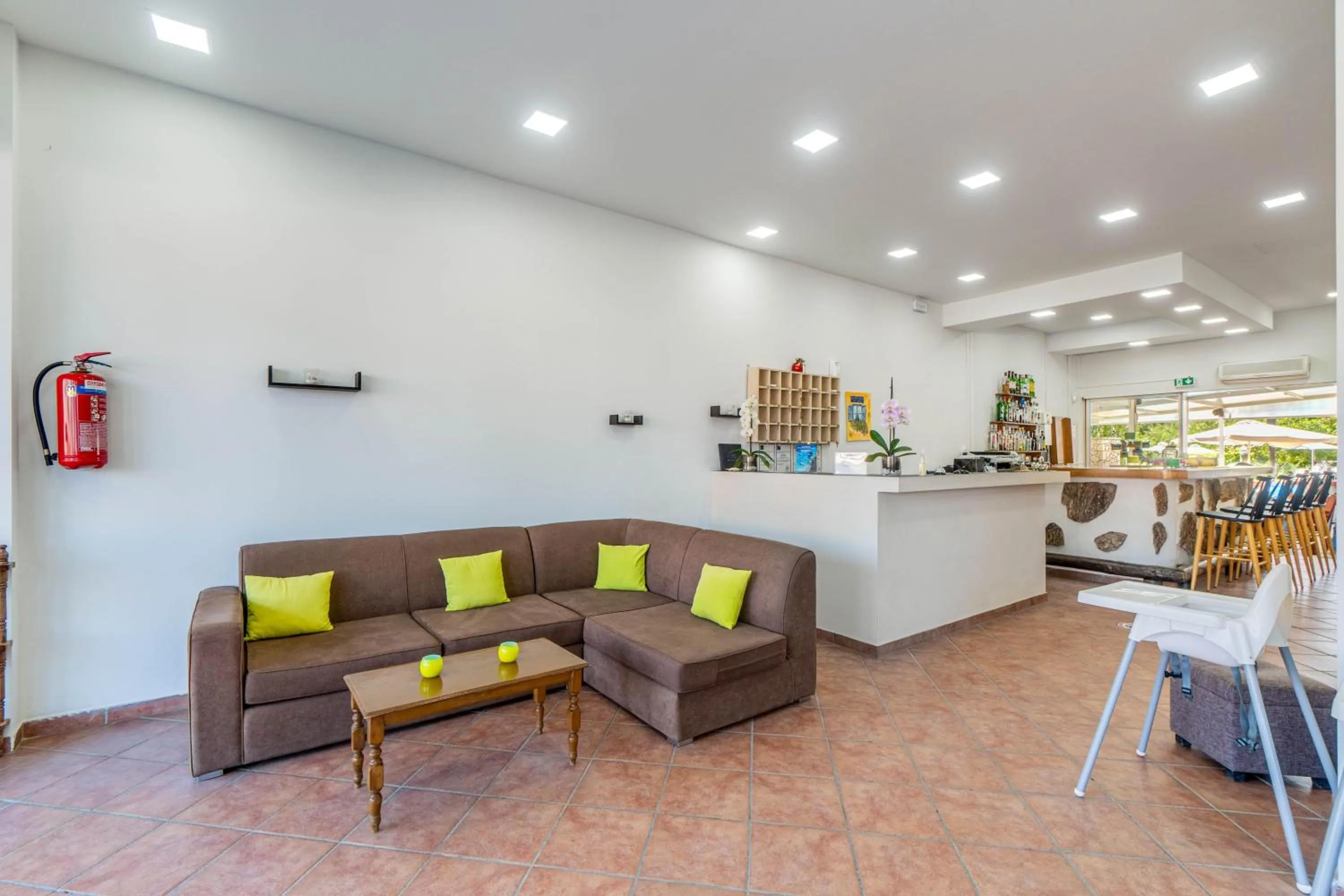 Lounge or bar in Angela Hotel & Apartments