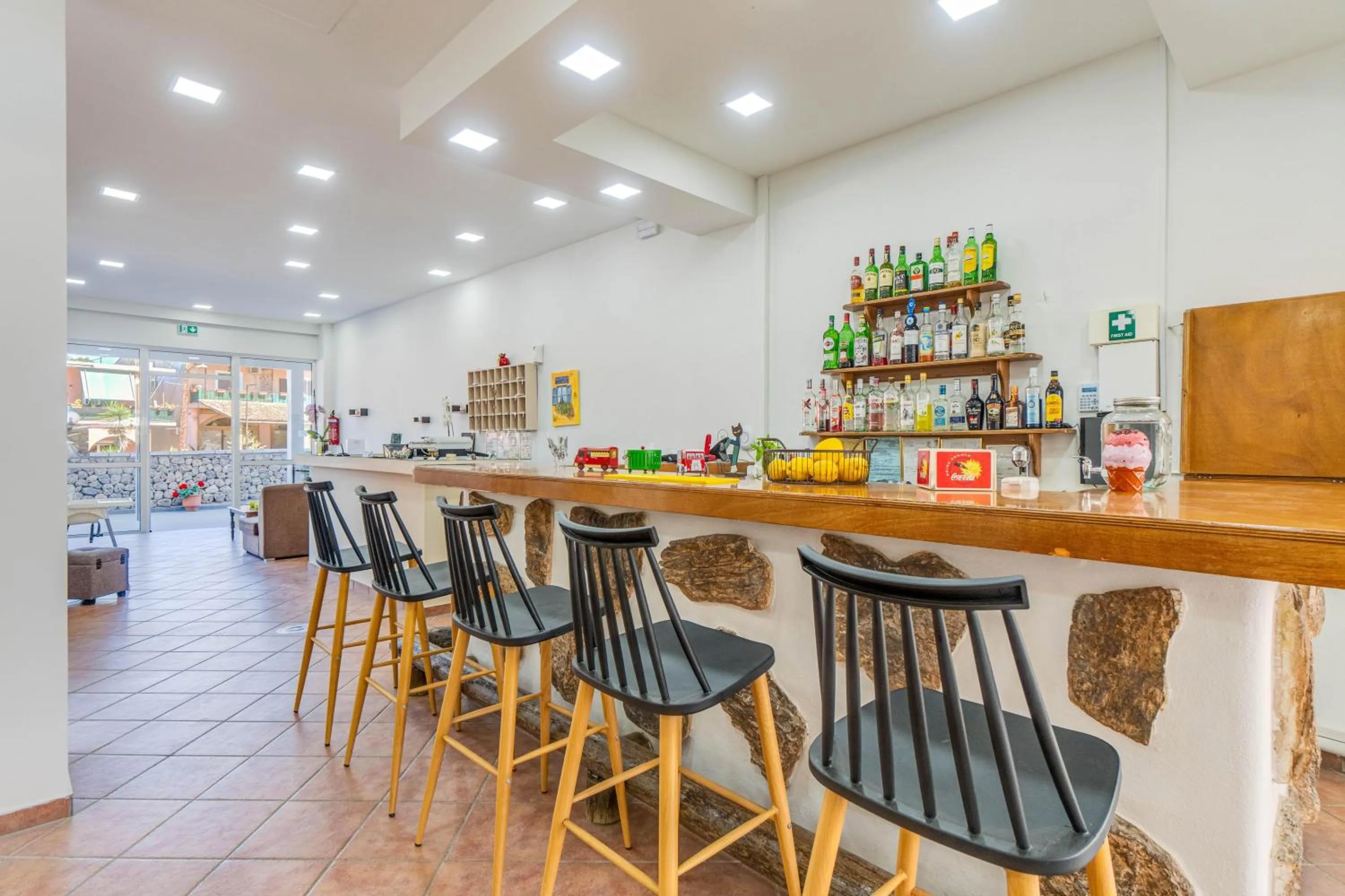 Lounge or bar in Angela Hotel & Apartments