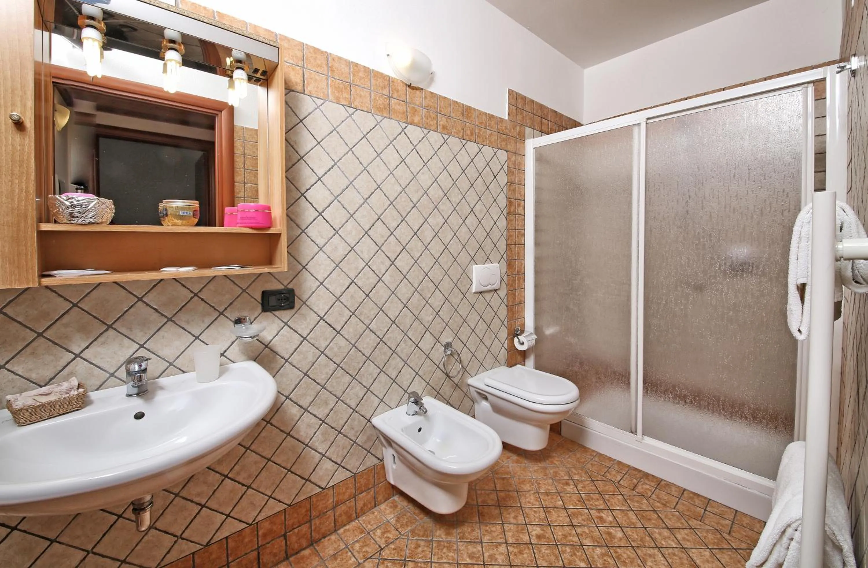 Residence Borgo Dei Limoni - Appartamenti con Garage