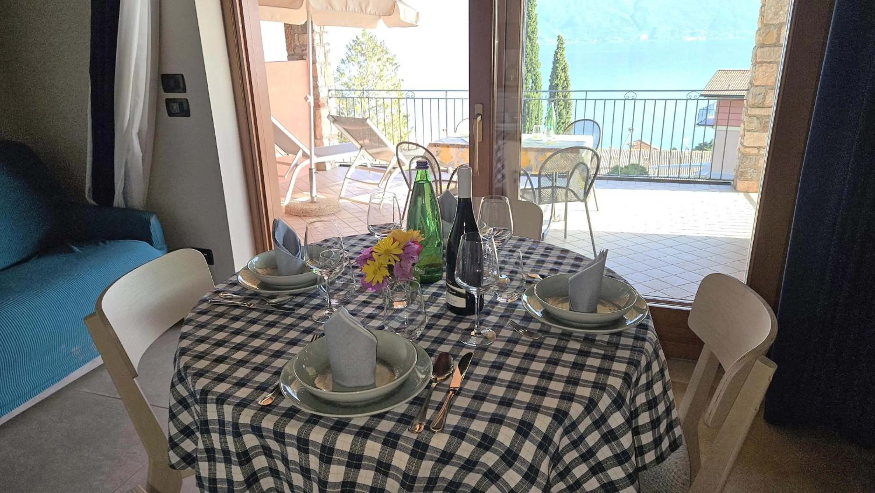 Residence Borgo Dei Limoni - Appartamenti con Garage