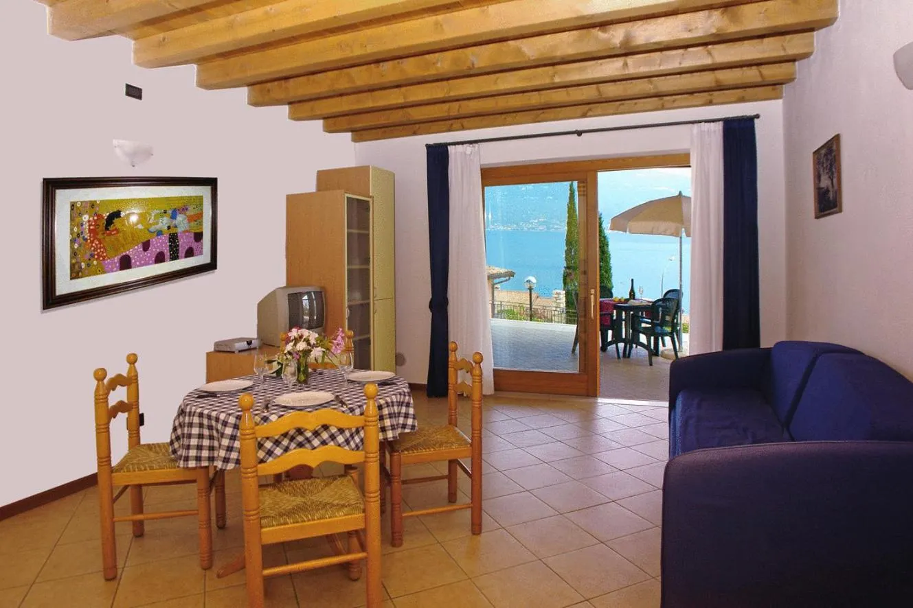 Day in Residence Borgo Dei Limoni - Appartamenti con Garage