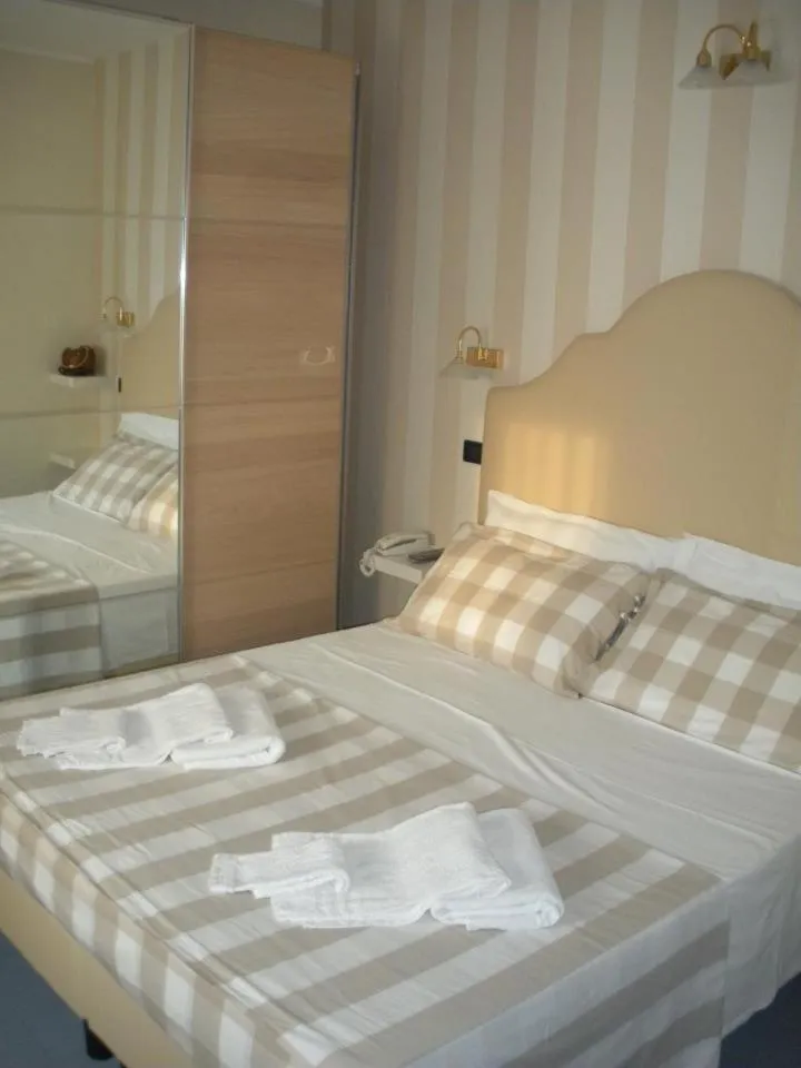 Bed in Hotel Alba