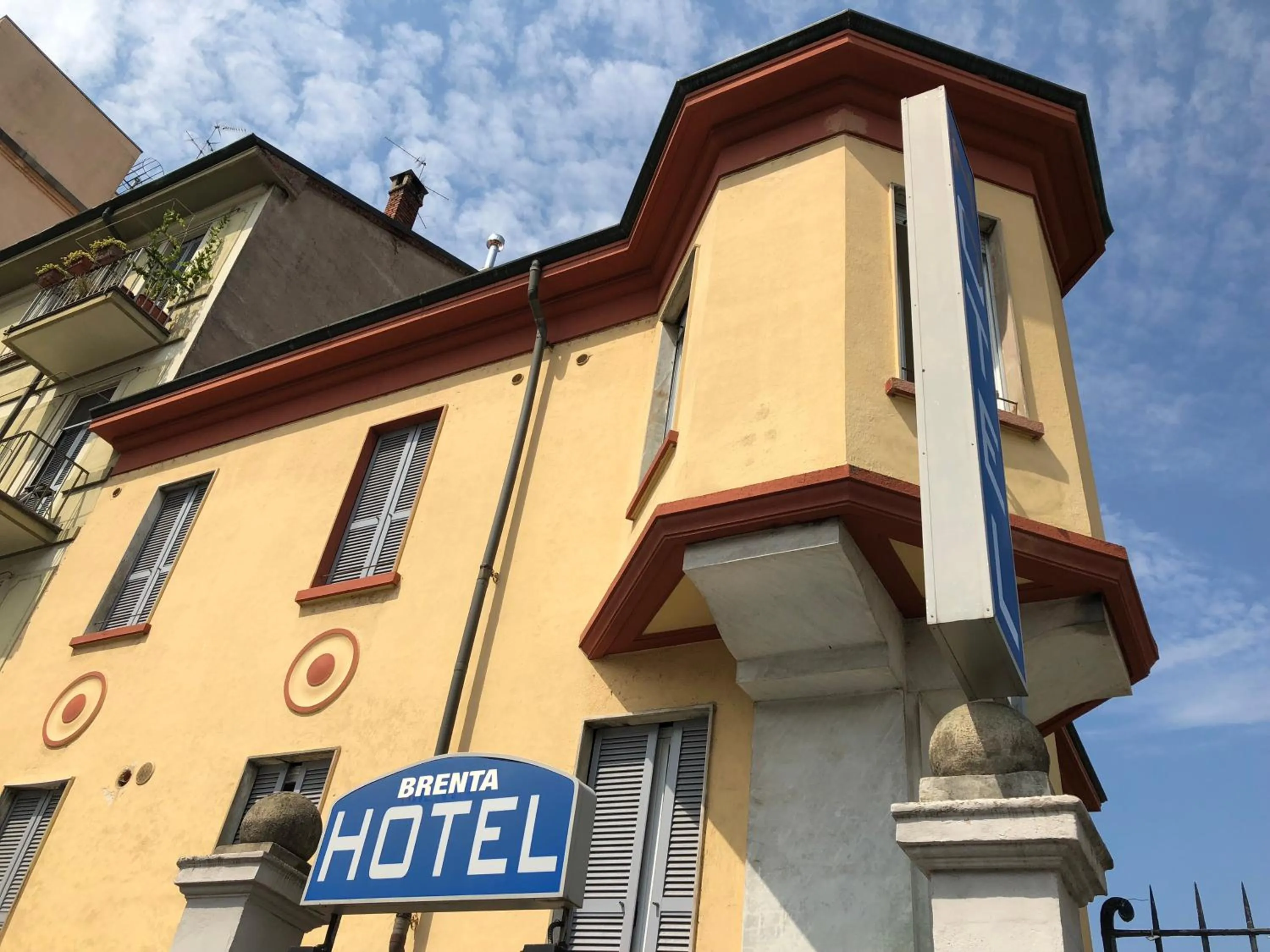 Property building in Hotel Brenta Milano