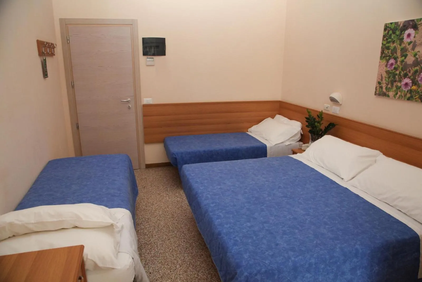 Bedroom, Bed in Hotel Globus