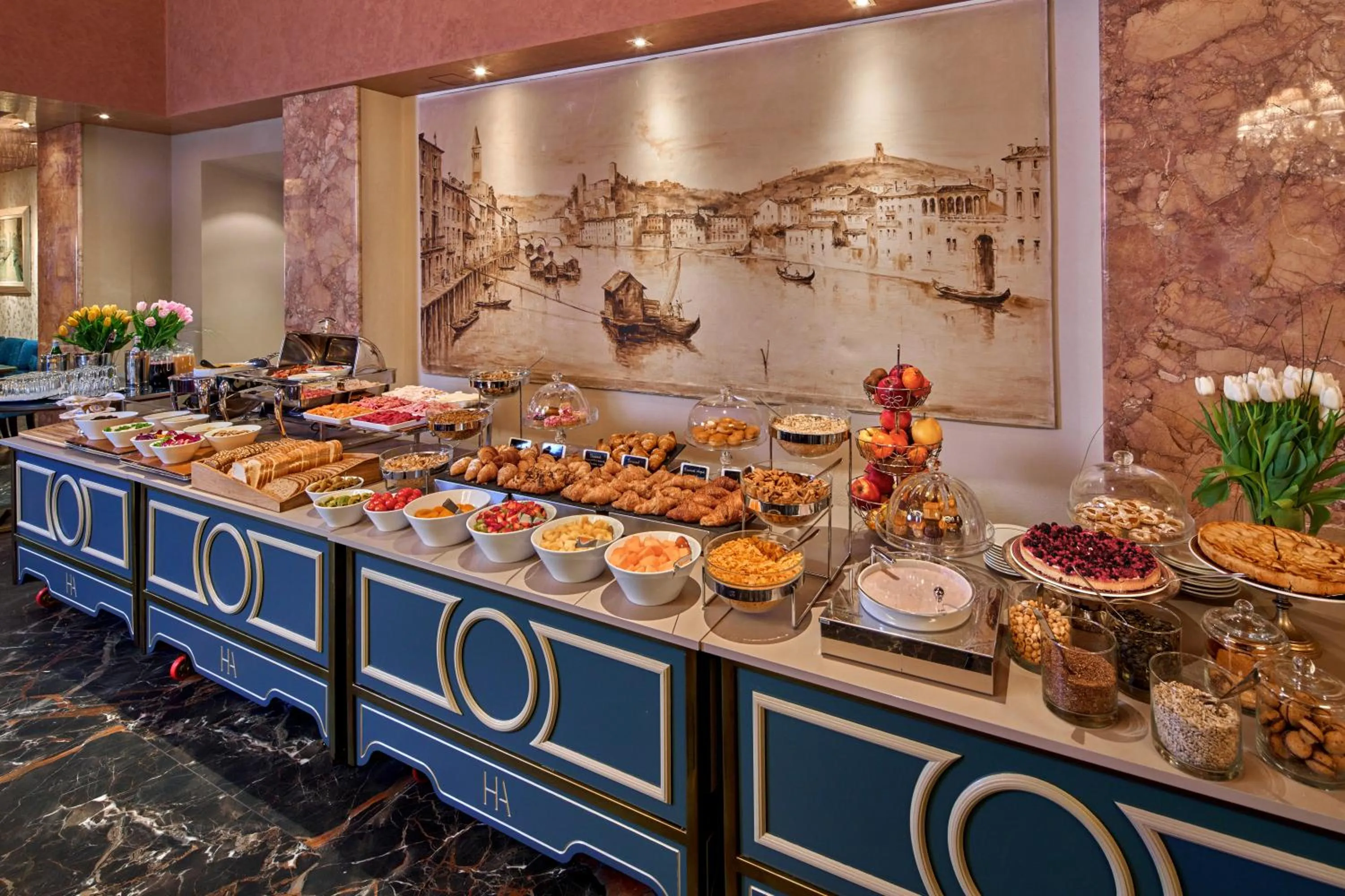 Buffet breakfast in Hotel Accademia