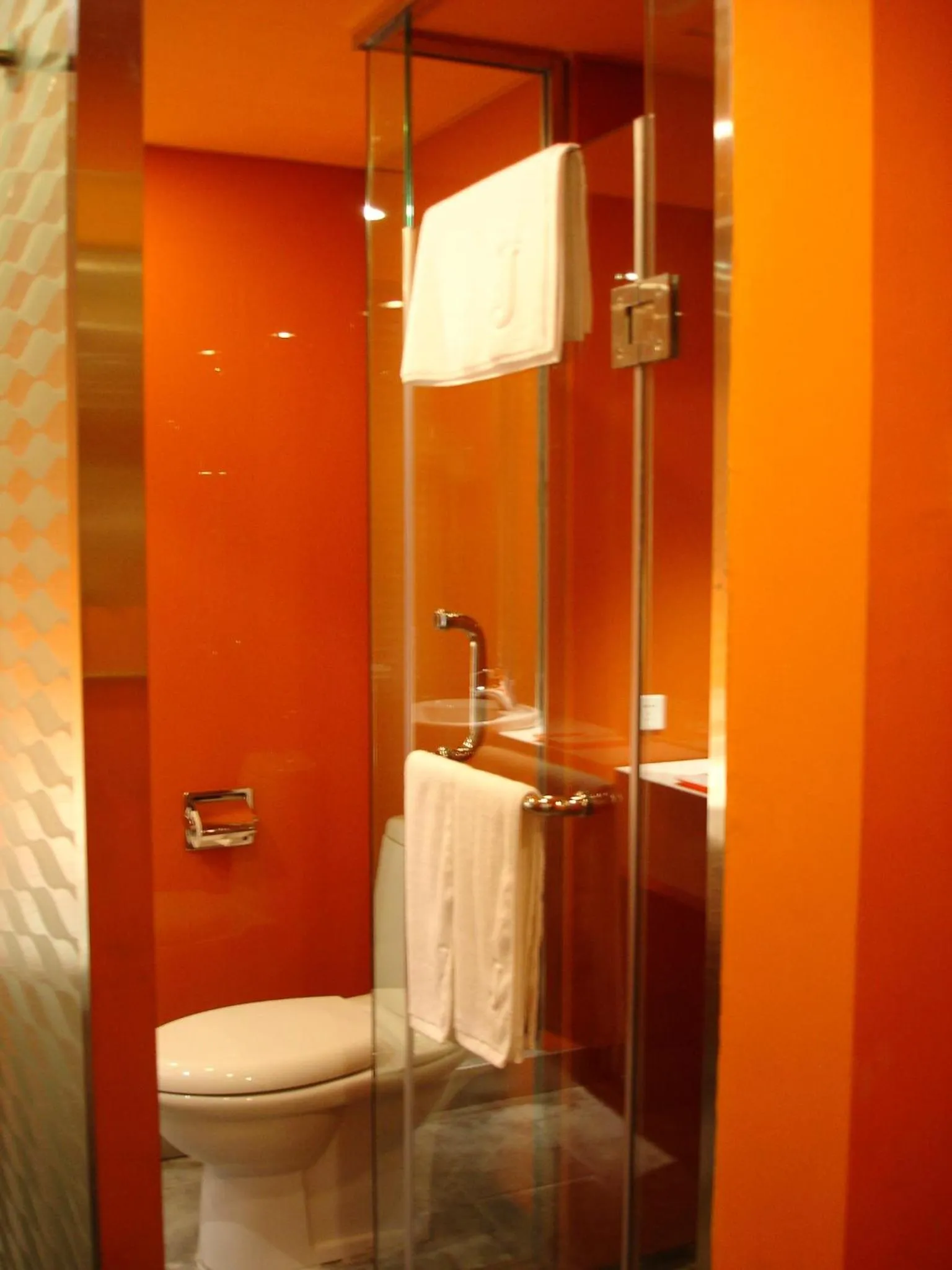 Bathroom in Yanjiang East Garden Inn