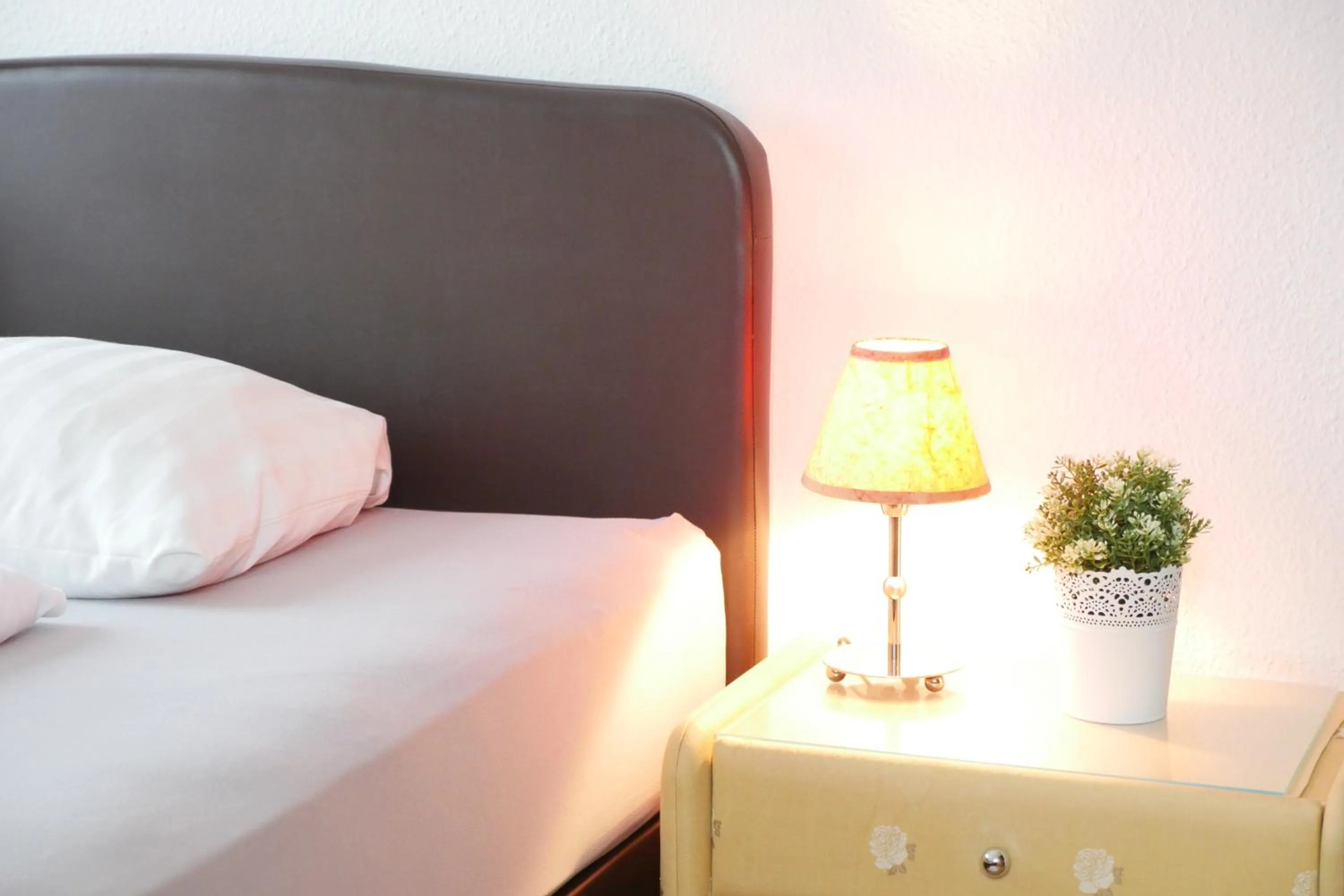 Photo of the whole room, Bed in Hotel Refrather Hof