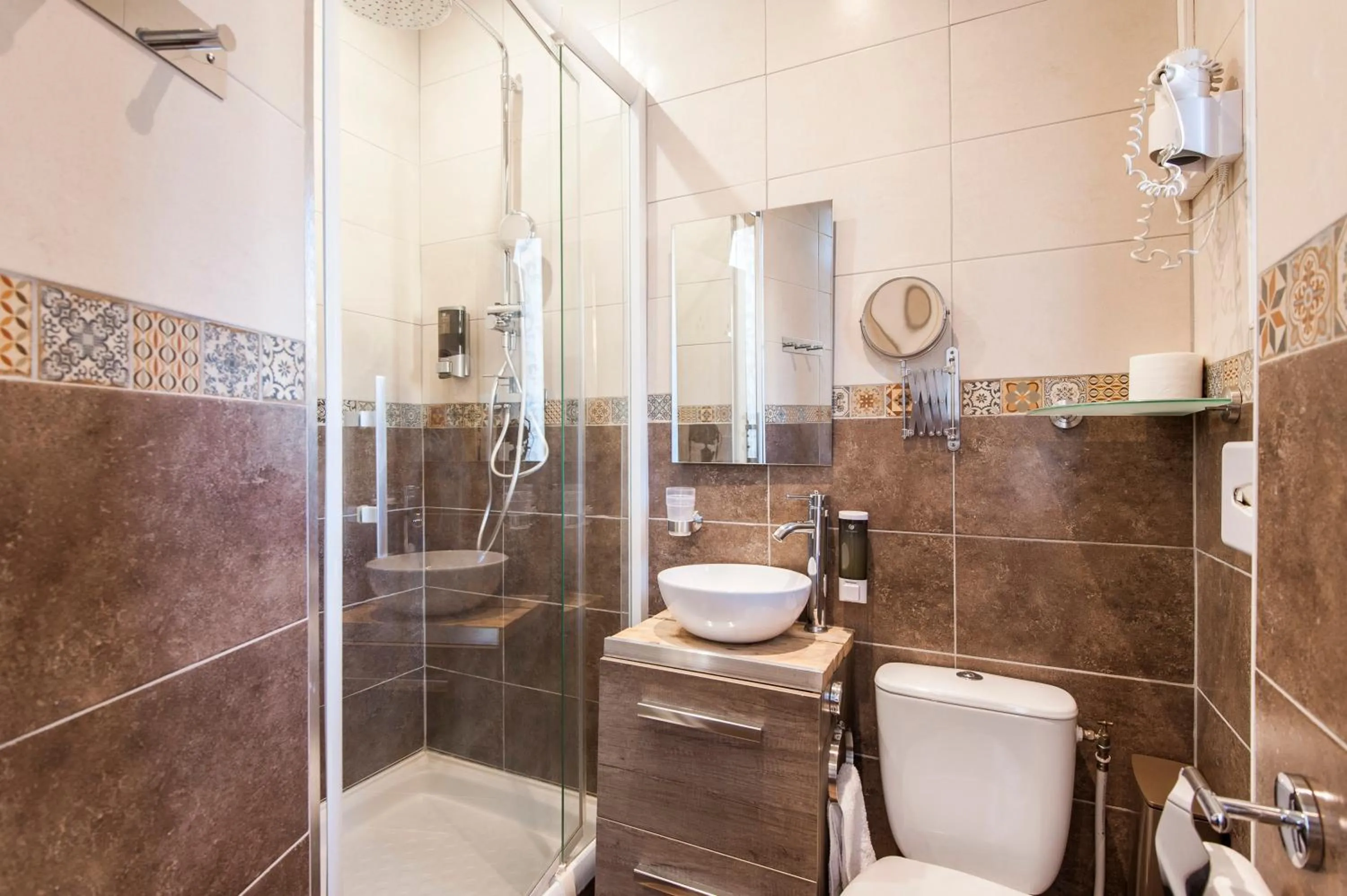 Bathroom in Hôtel de Charme Le Provence