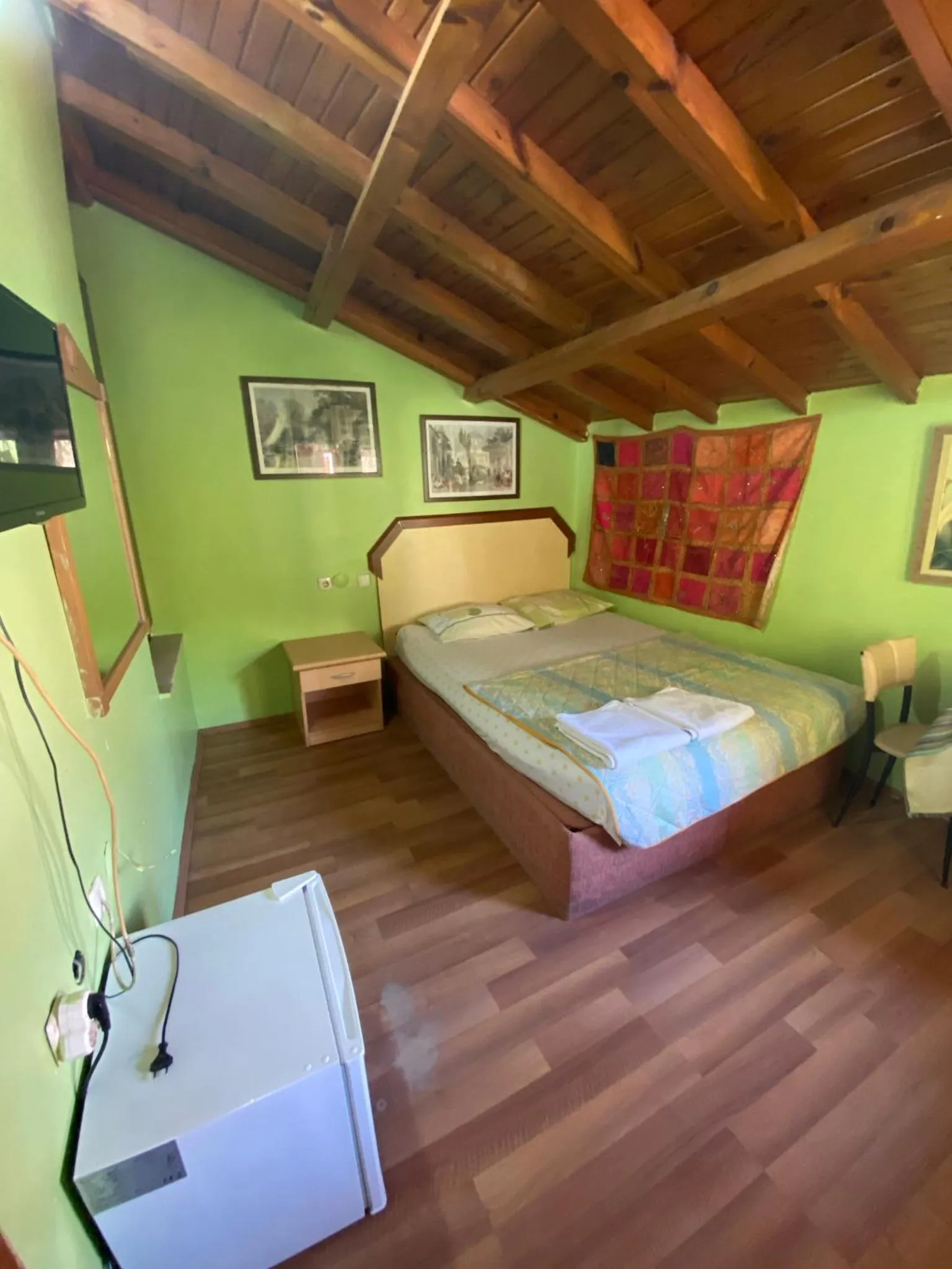 Bed in Camel Hotel & Apart