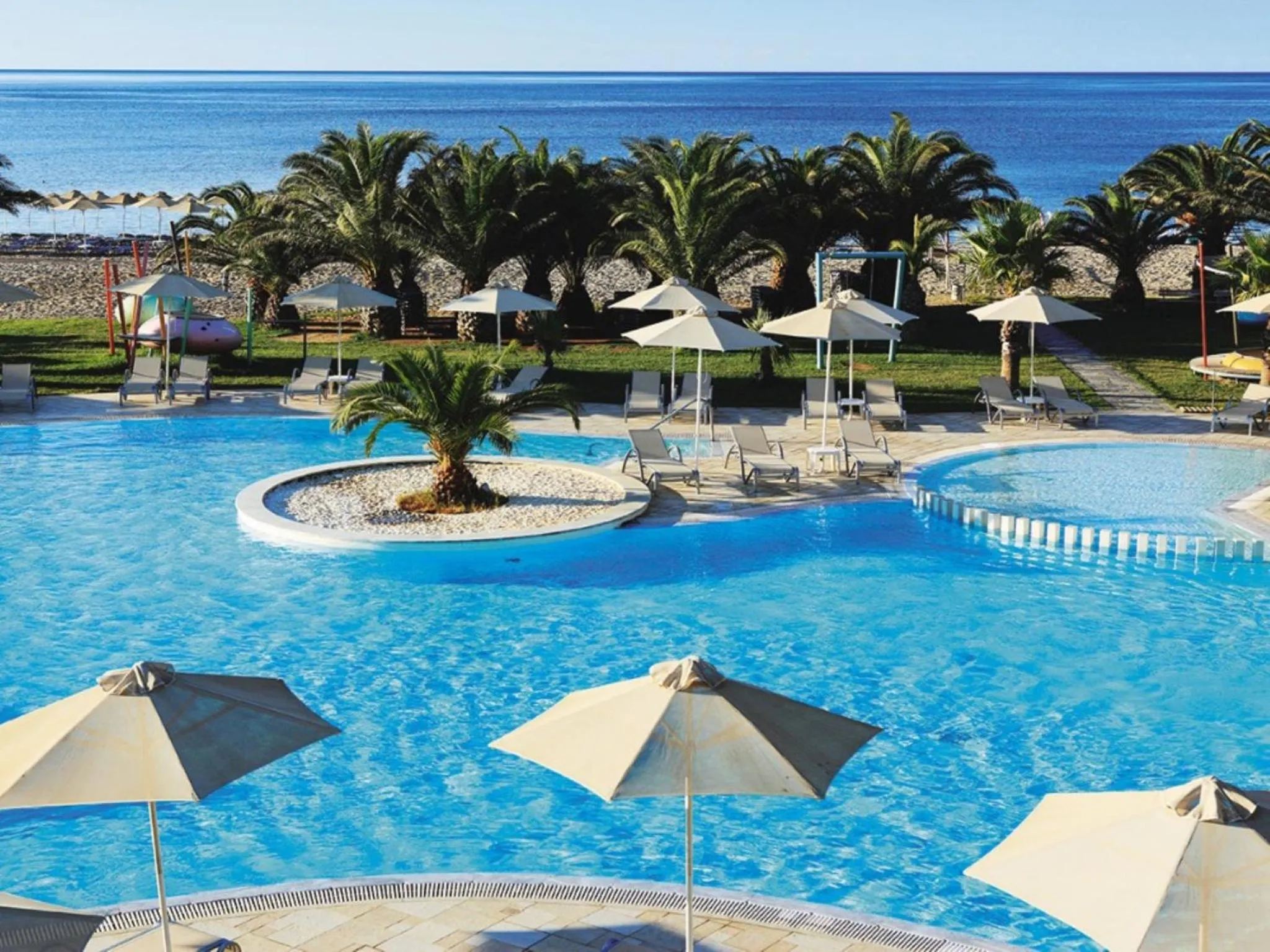 Swimming pool in Hapimag Resort Damnoni