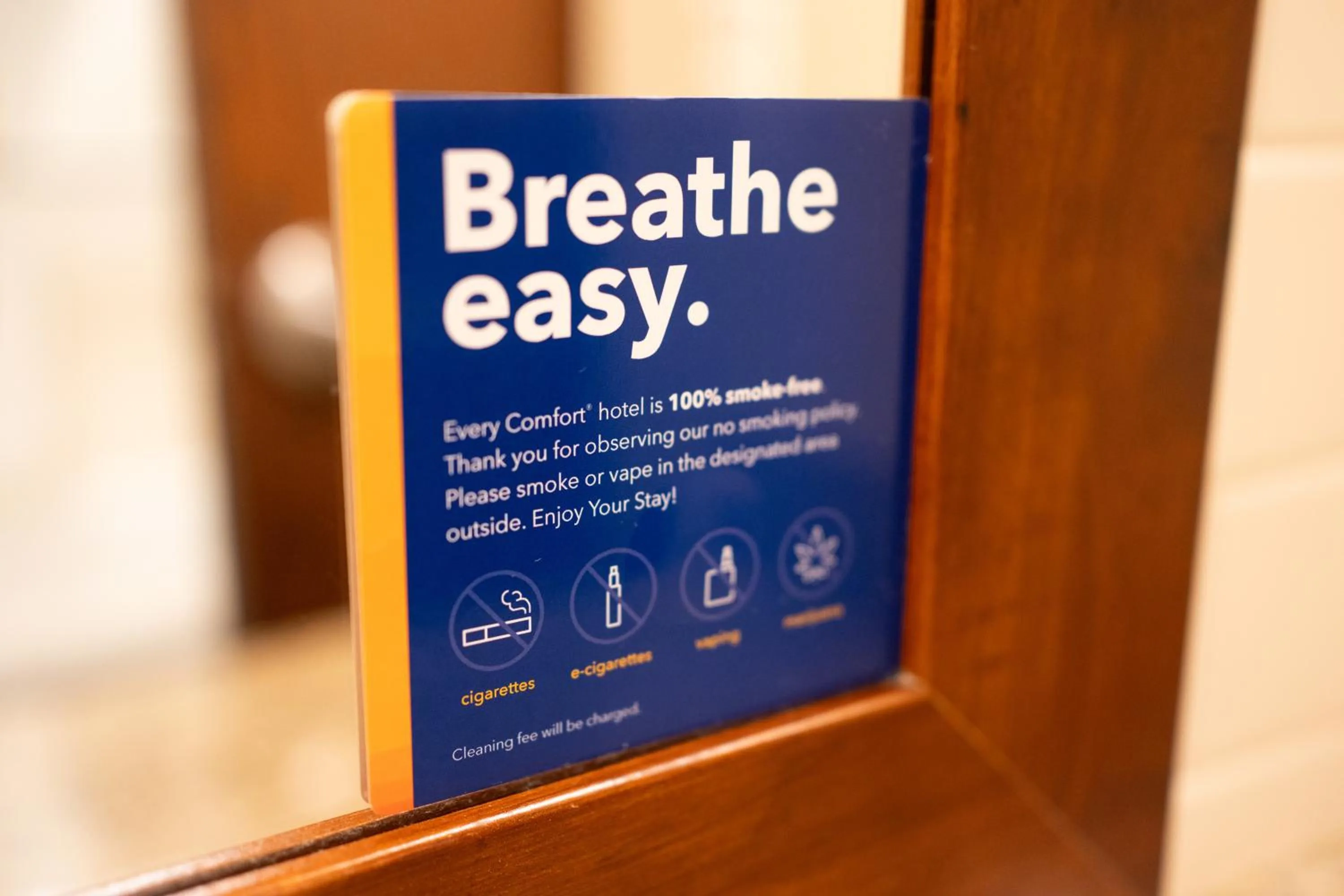 Property building in Comfort Suites University Brookings