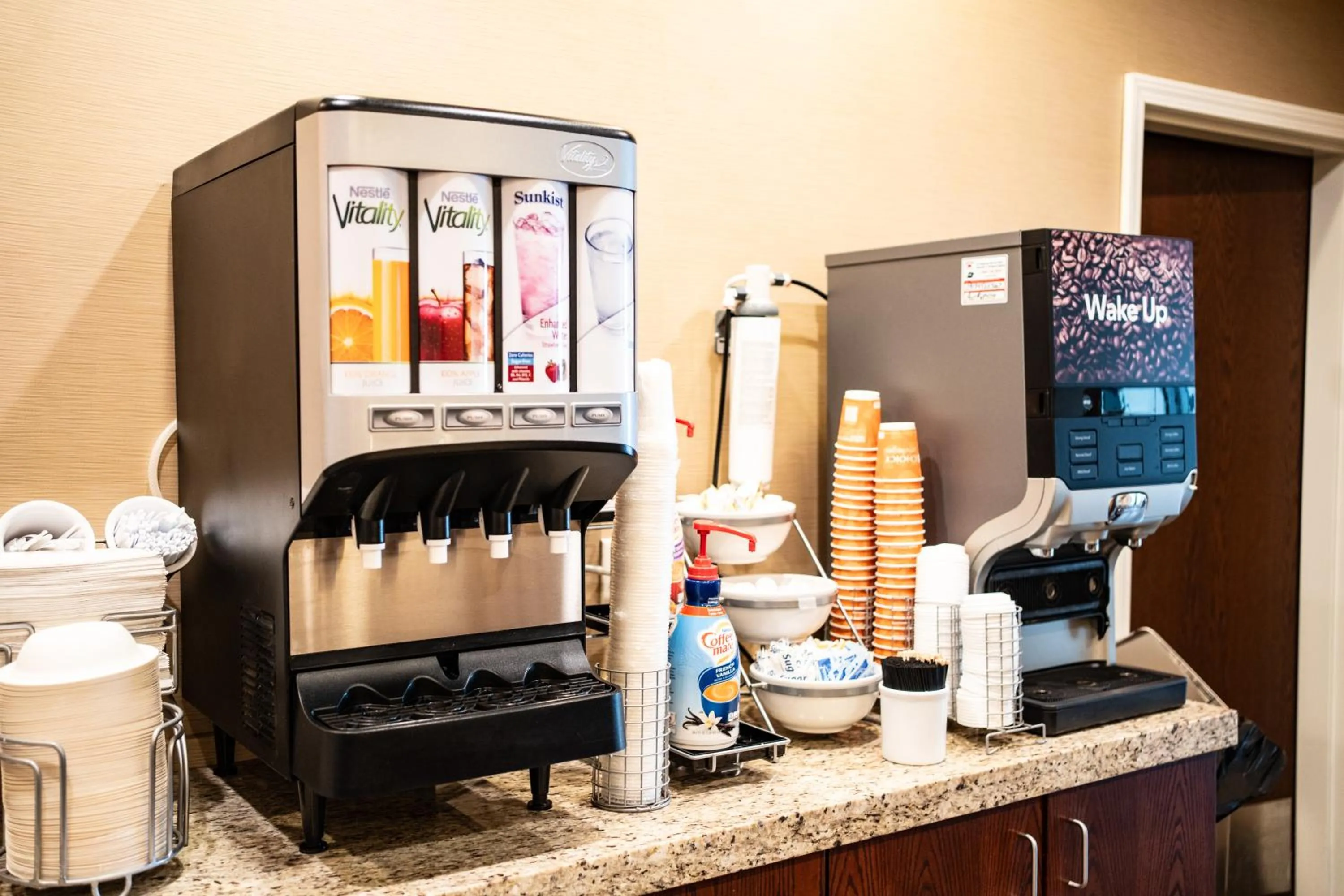 Coffee/tea facilities in Comfort Suites University Brookings