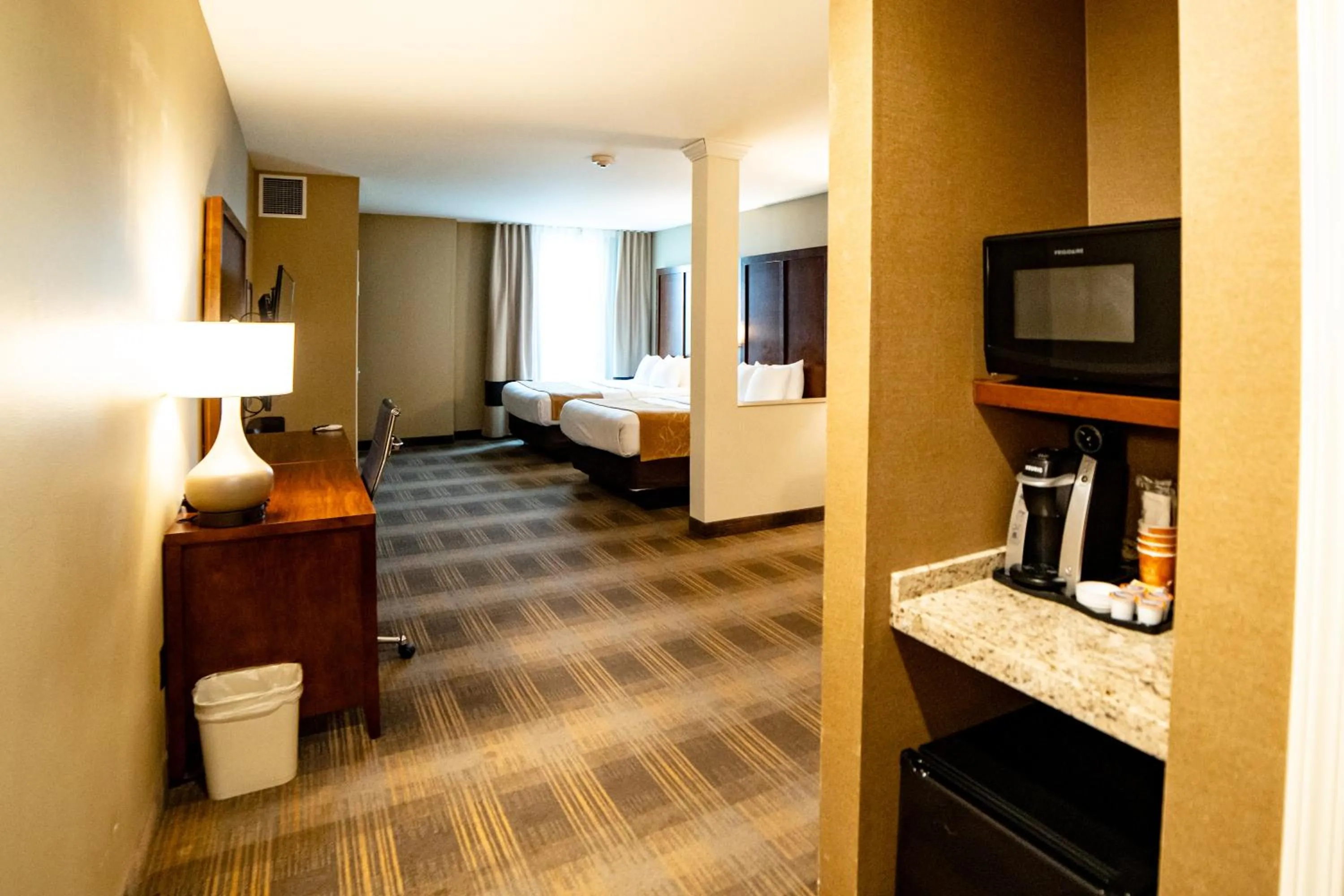 Bed in Comfort Suites University Brookings