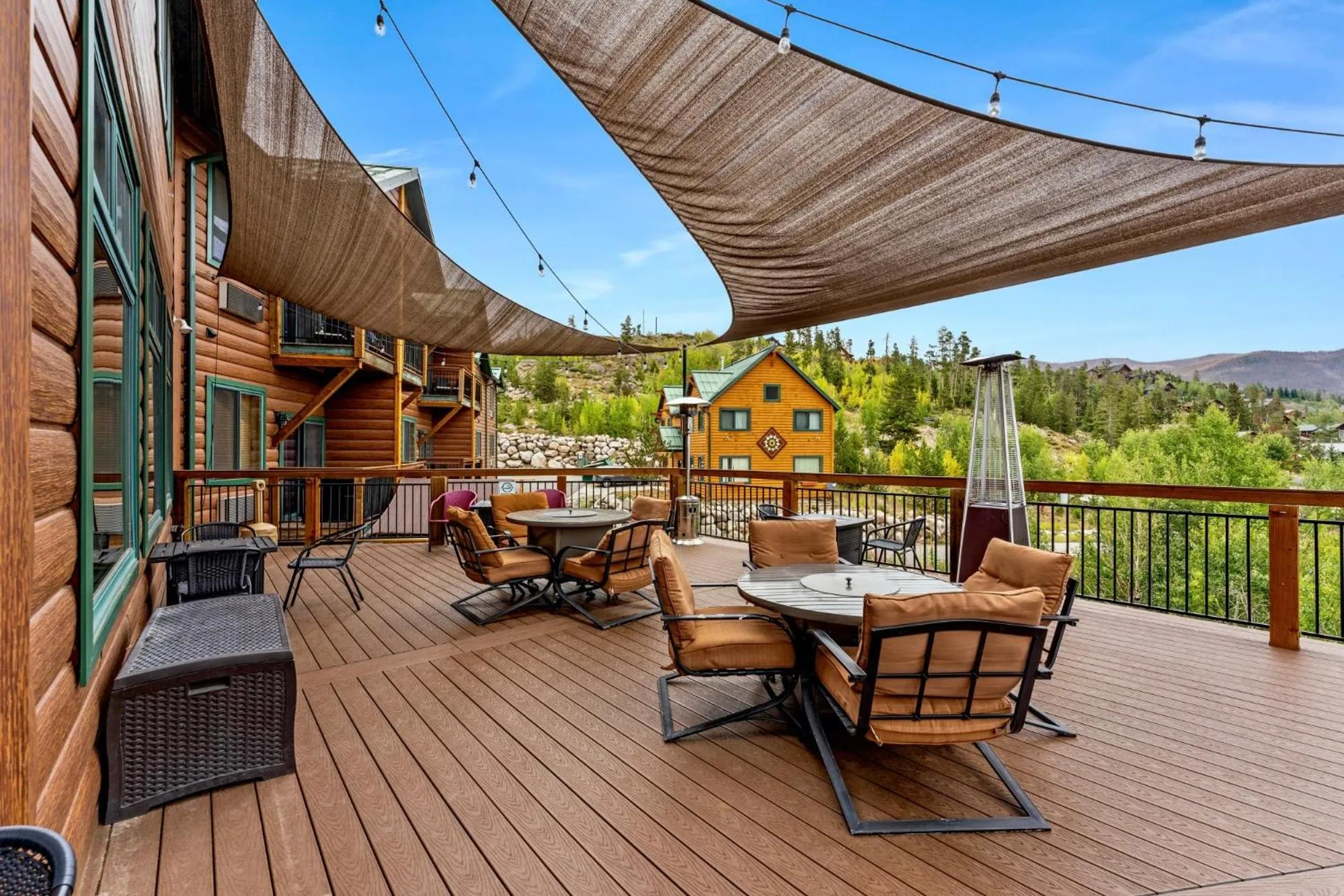 Property building in Gateway Inn