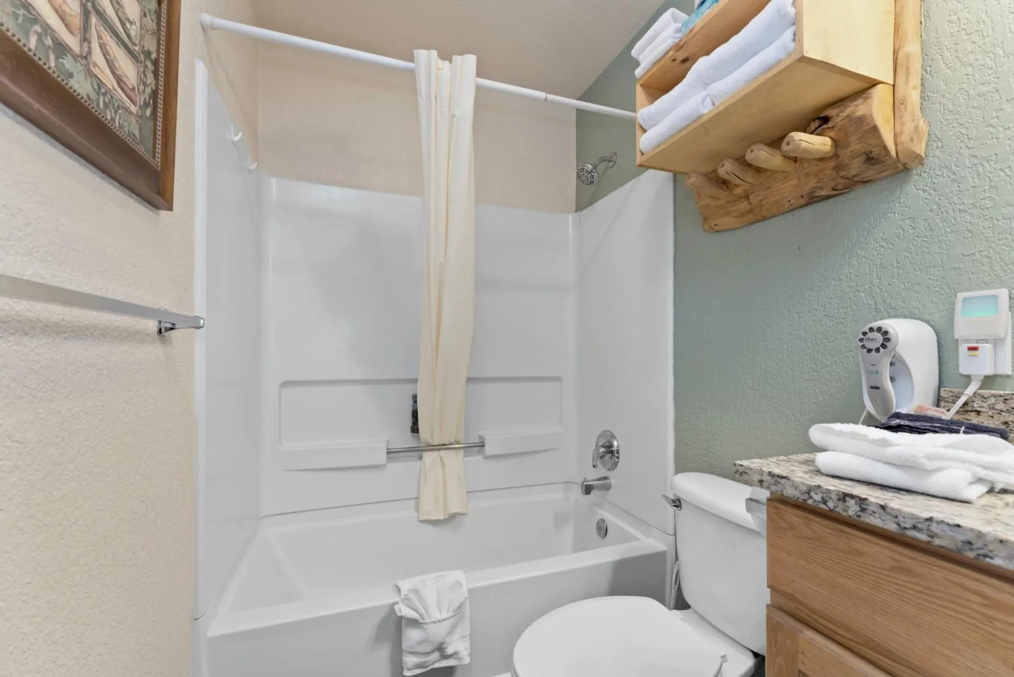 Bathroom in Gateway Inn