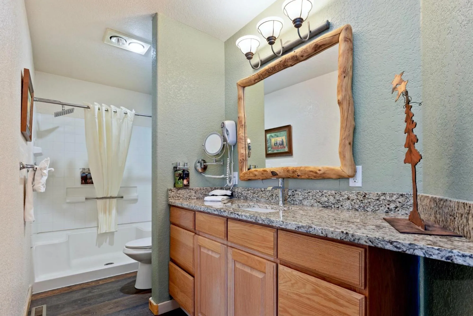 Bathroom in Gateway Inn