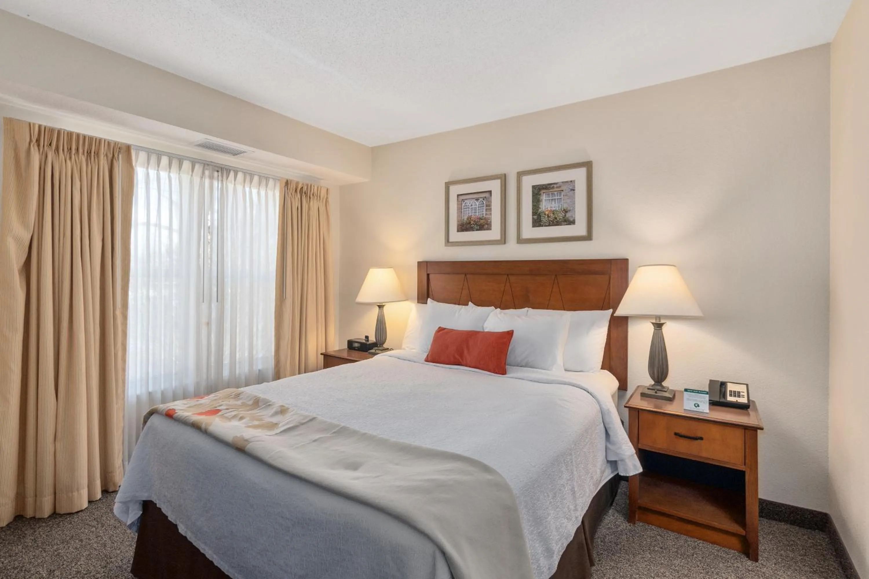 Bedroom, Bed in Residences at Daniel Webster