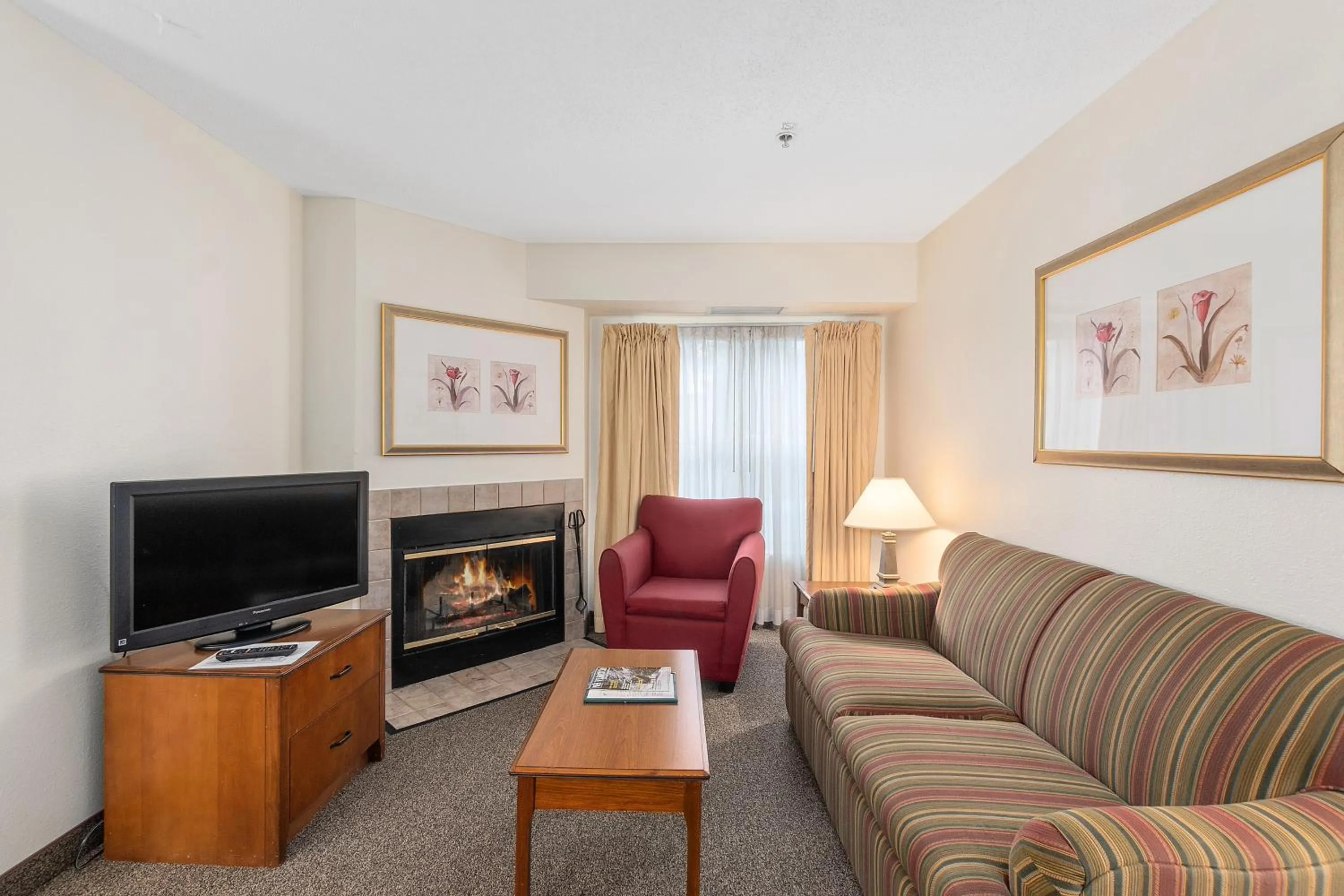 Living room in Residences at Daniel Webster
