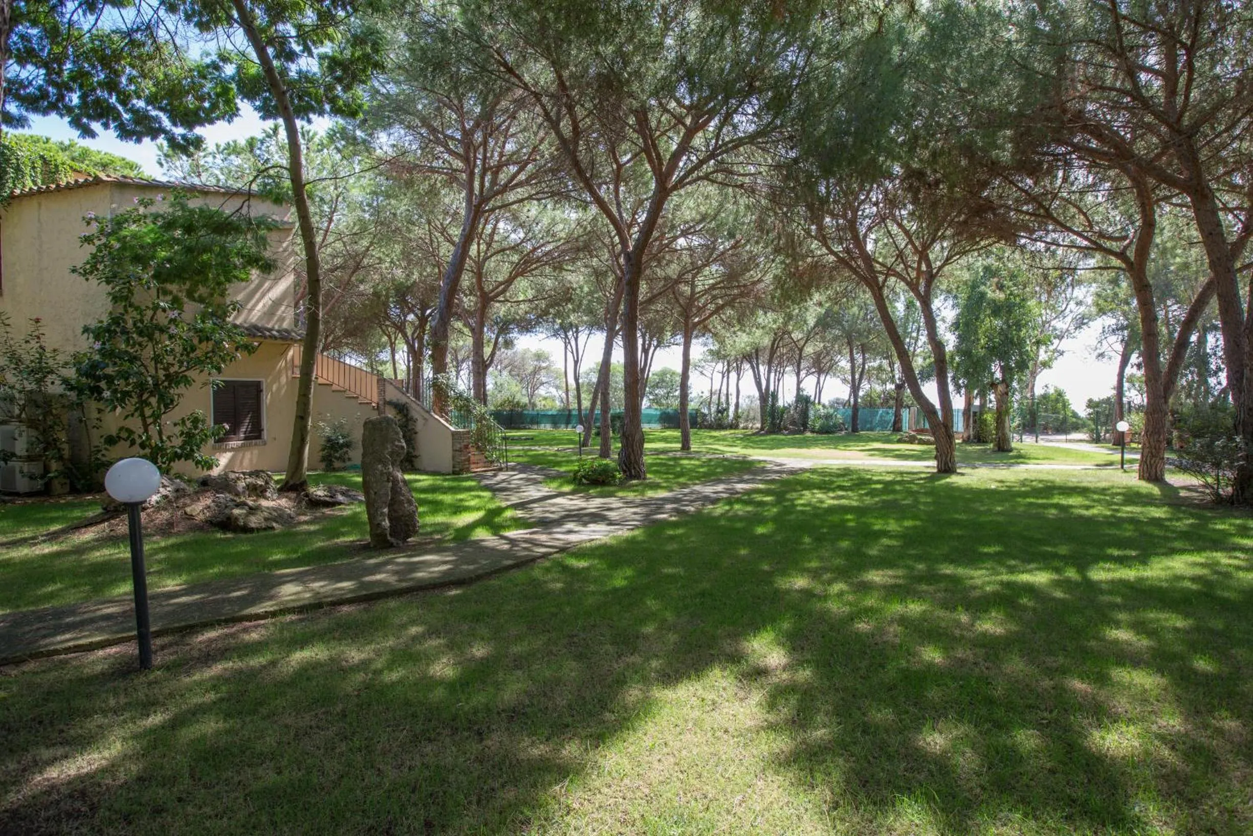 Day in Baia Delle Palme Beach