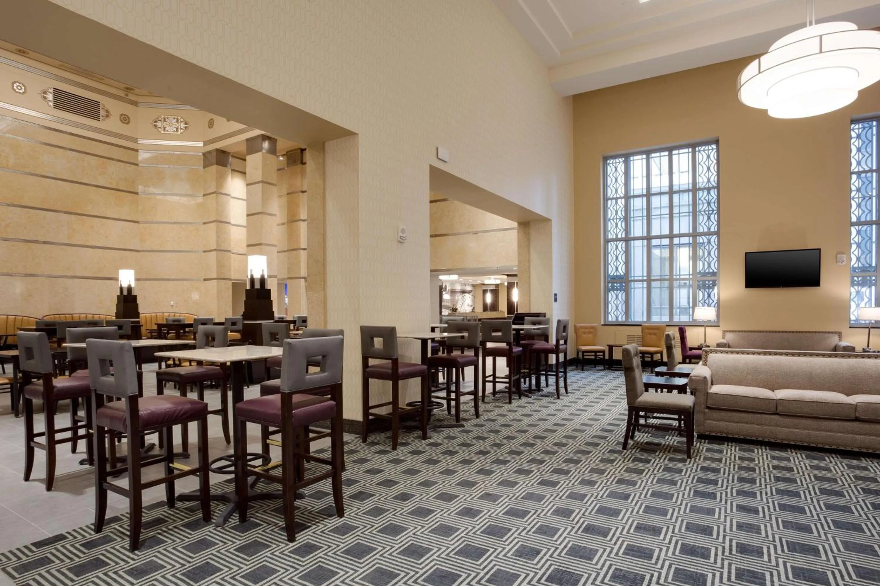 Lobby or reception in Drury Plaza Hotel Pittsburgh Downtown