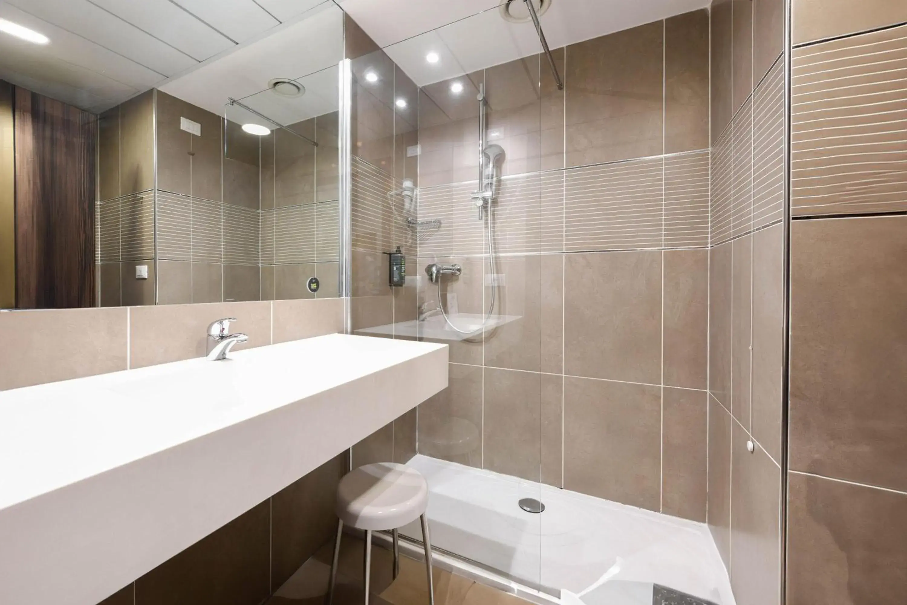 Junior Suite - single occupancy in B&B Hotel Trento Junior Suite - single occupancy in B&B Hotel Trento