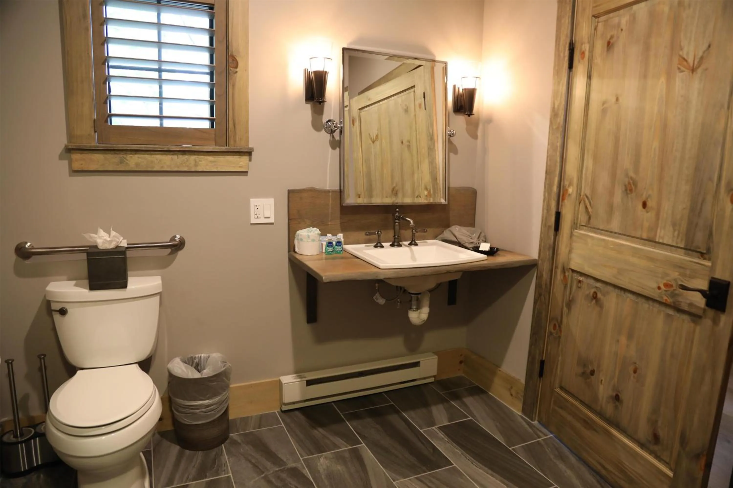 Bathroom in Hidden Pond Resort