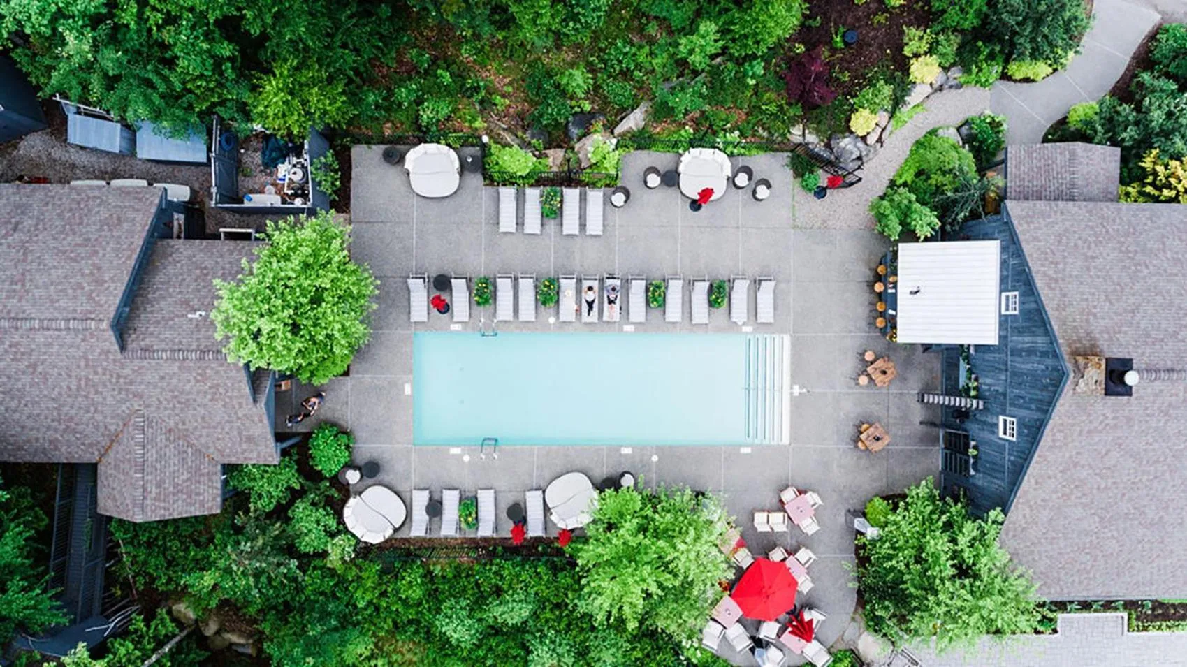 Pool view in Hidden Pond Resort
