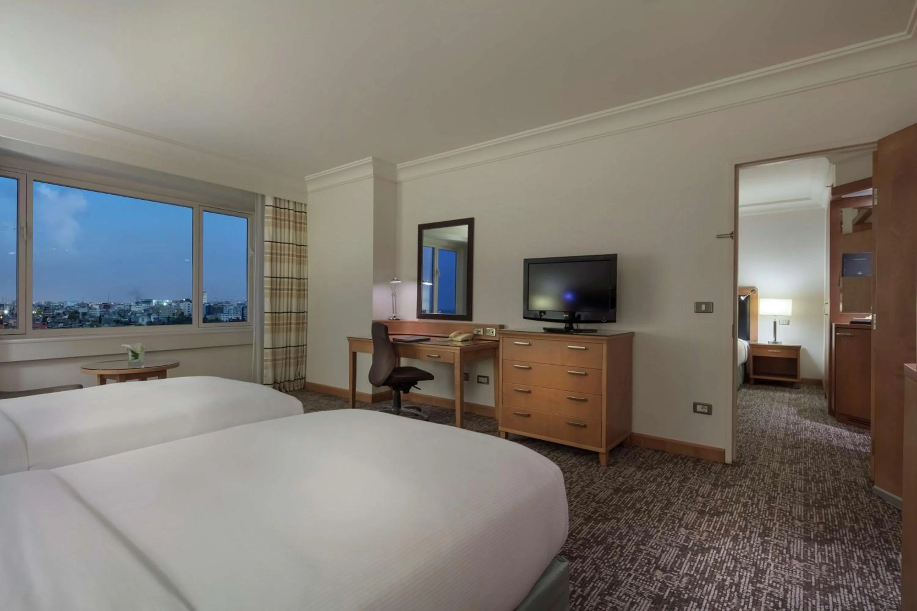 Bedroom, Bed in Adana HiltonSA Hotel