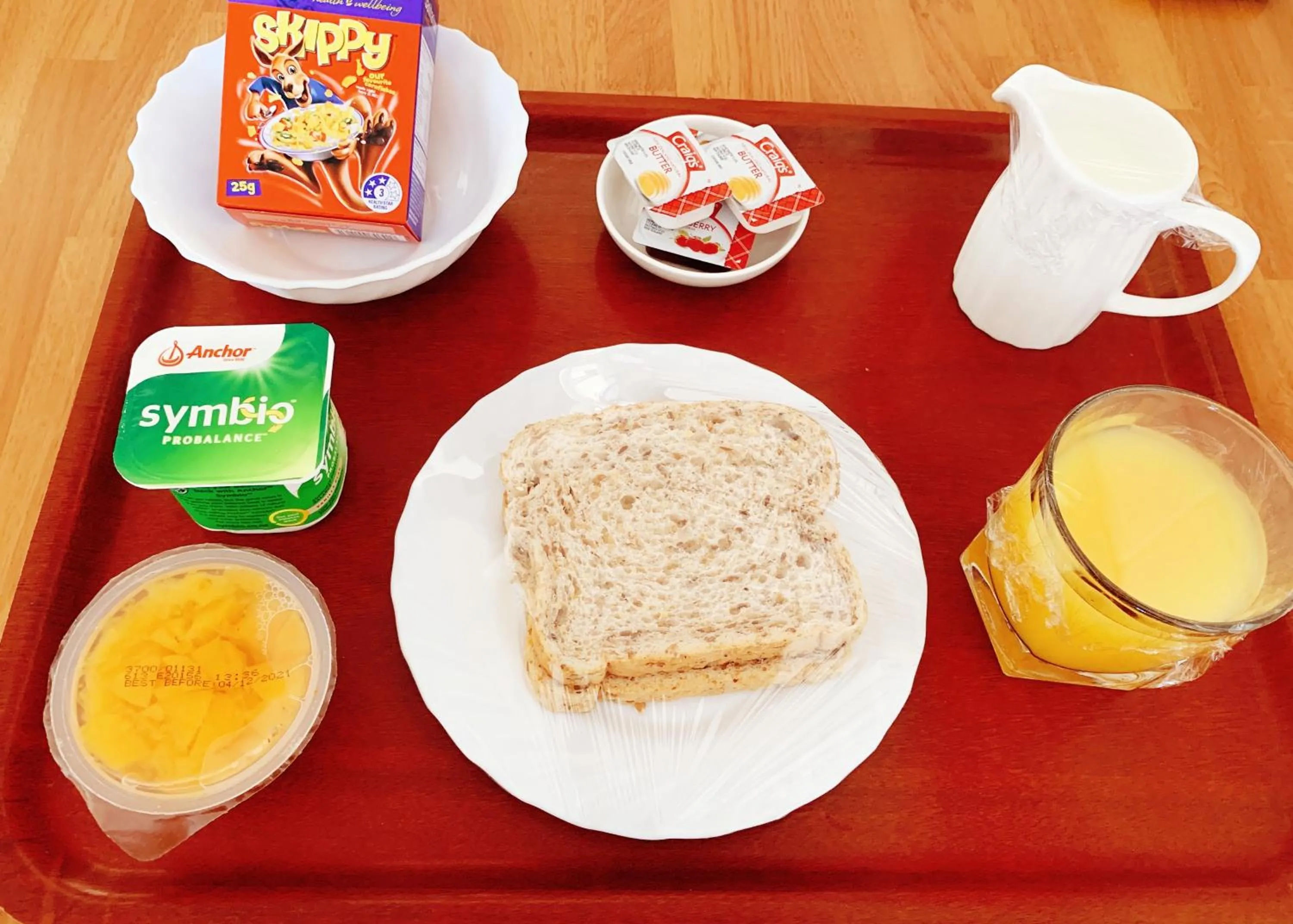 Continental breakfast in Montana Lodge Motel