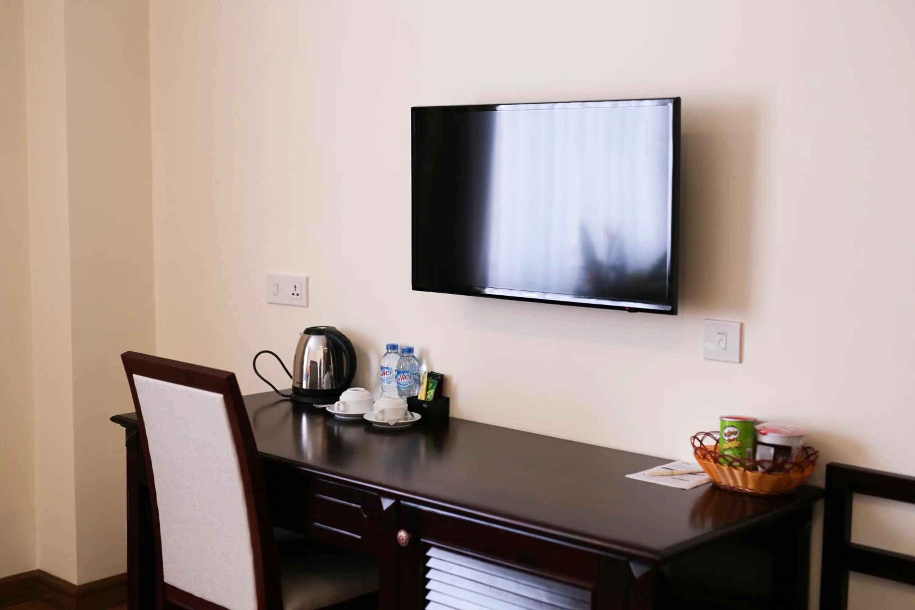 TV and multimedia in Iris Dalat Hotel