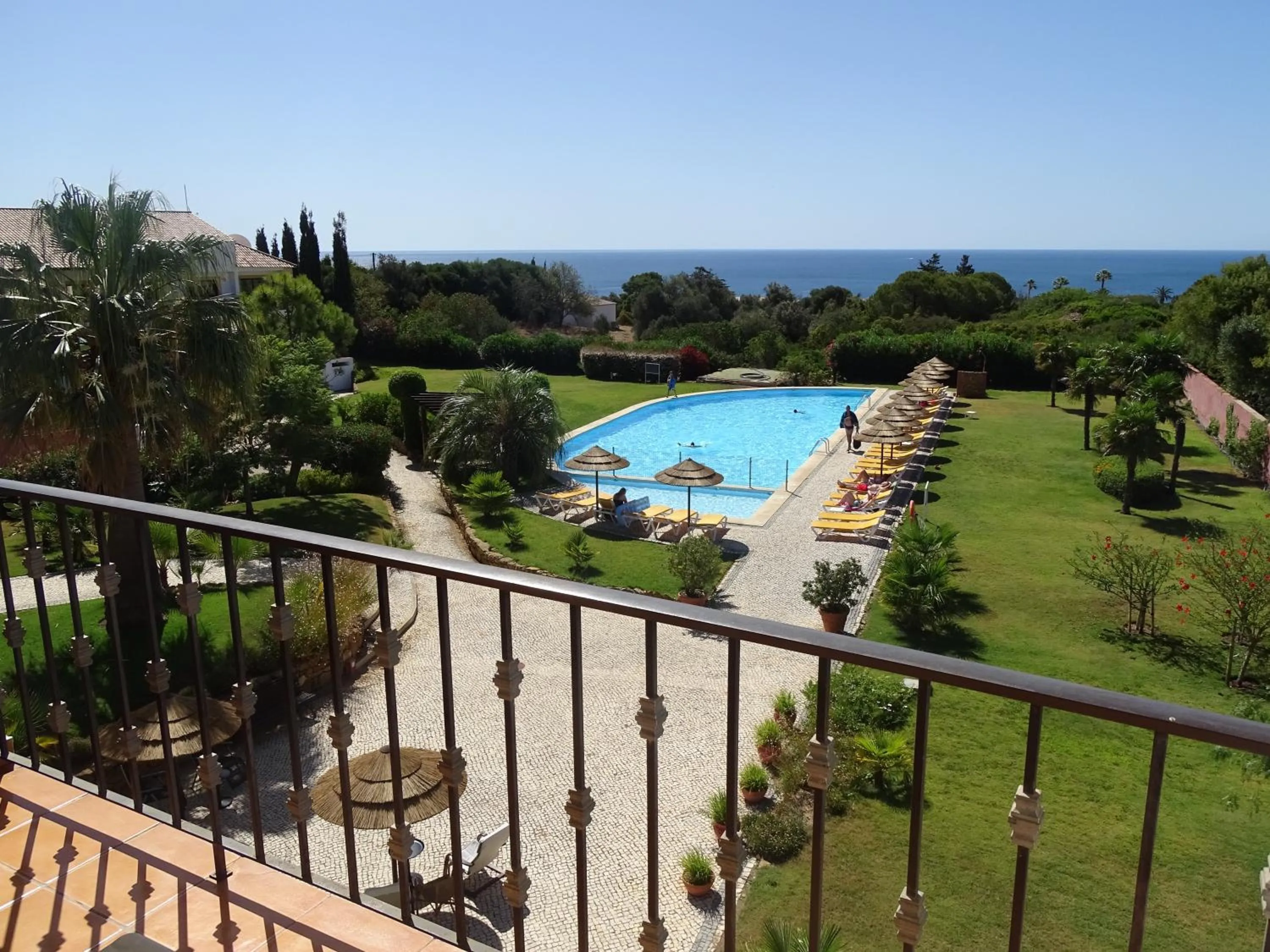 Swimming pool in Luzmar Villas