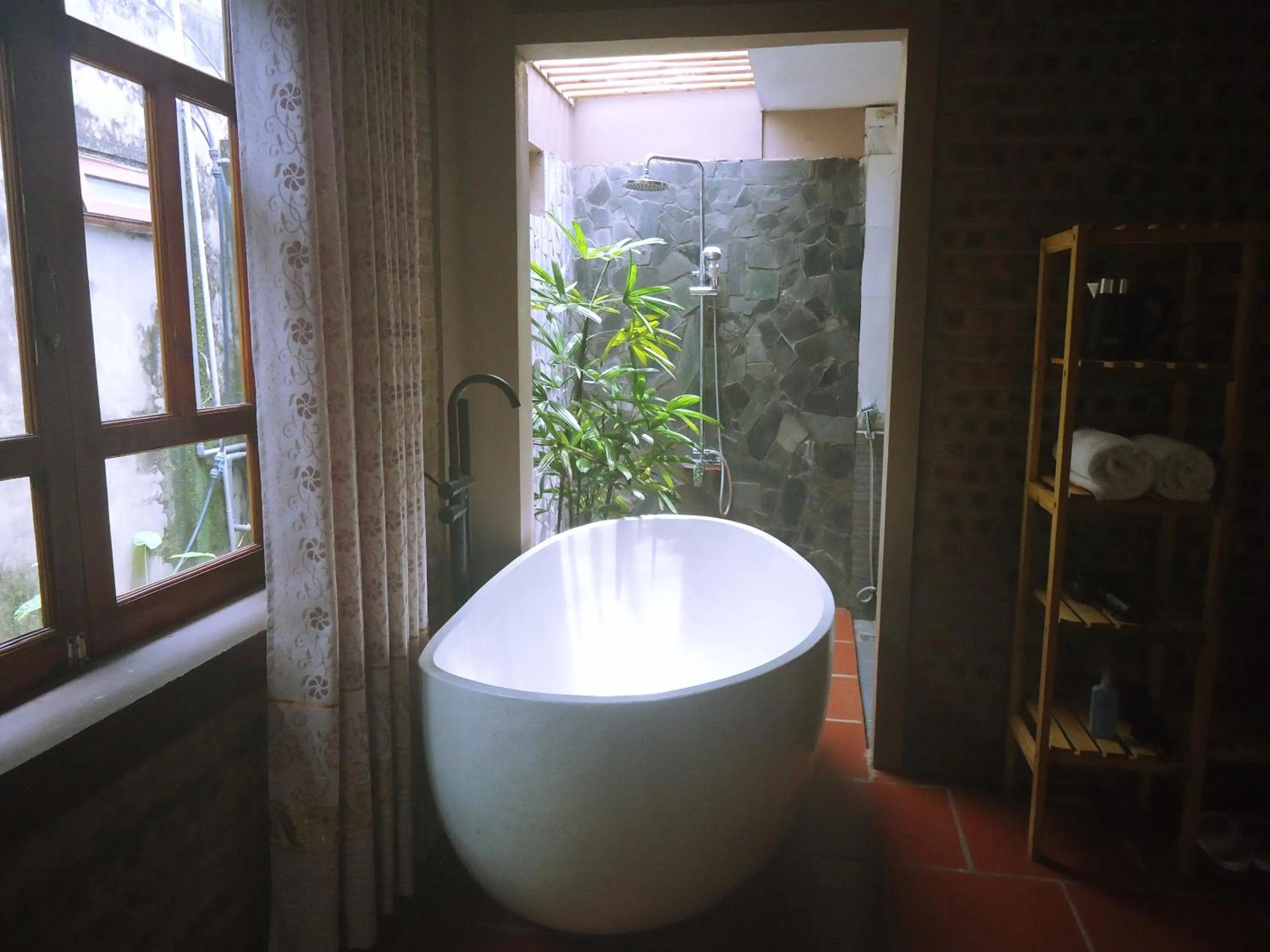 Bath in Ninh Binh Nature Homestay