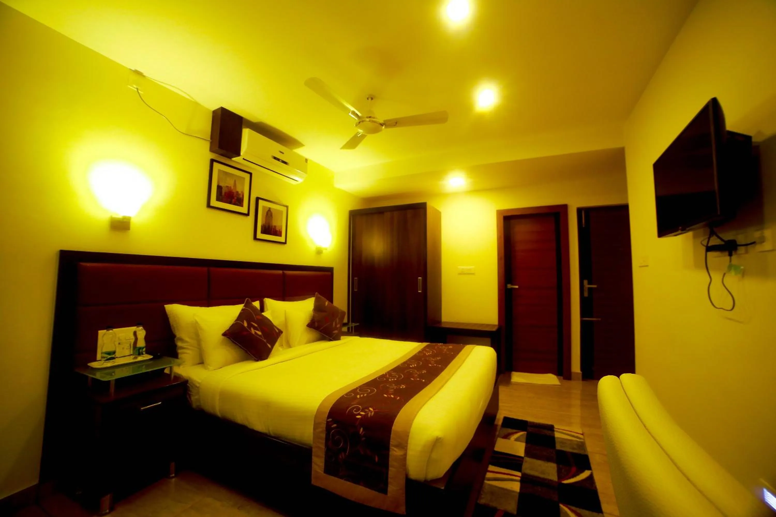 Bed in D Breeze Suites