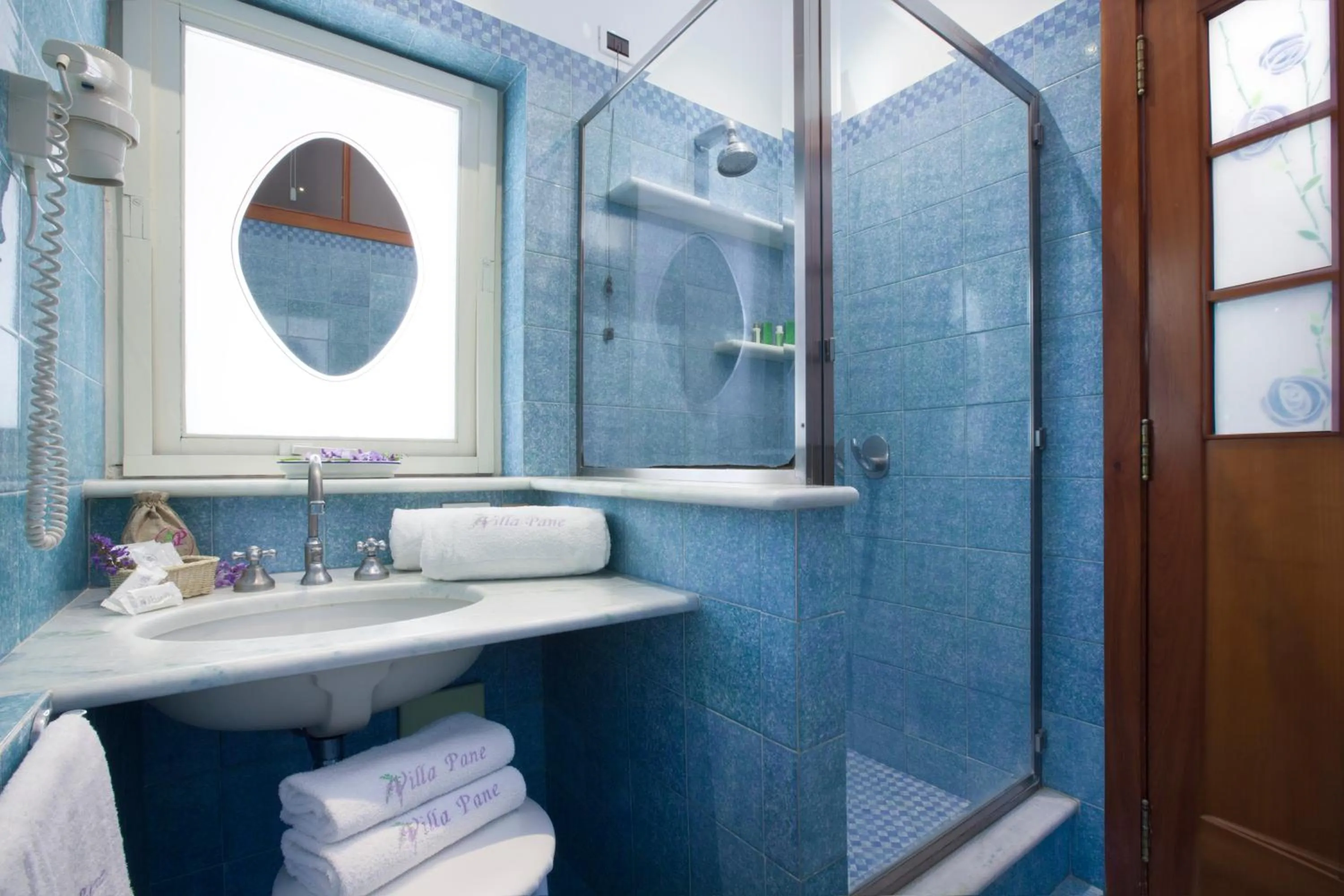 Shower in Villa Pane Resort