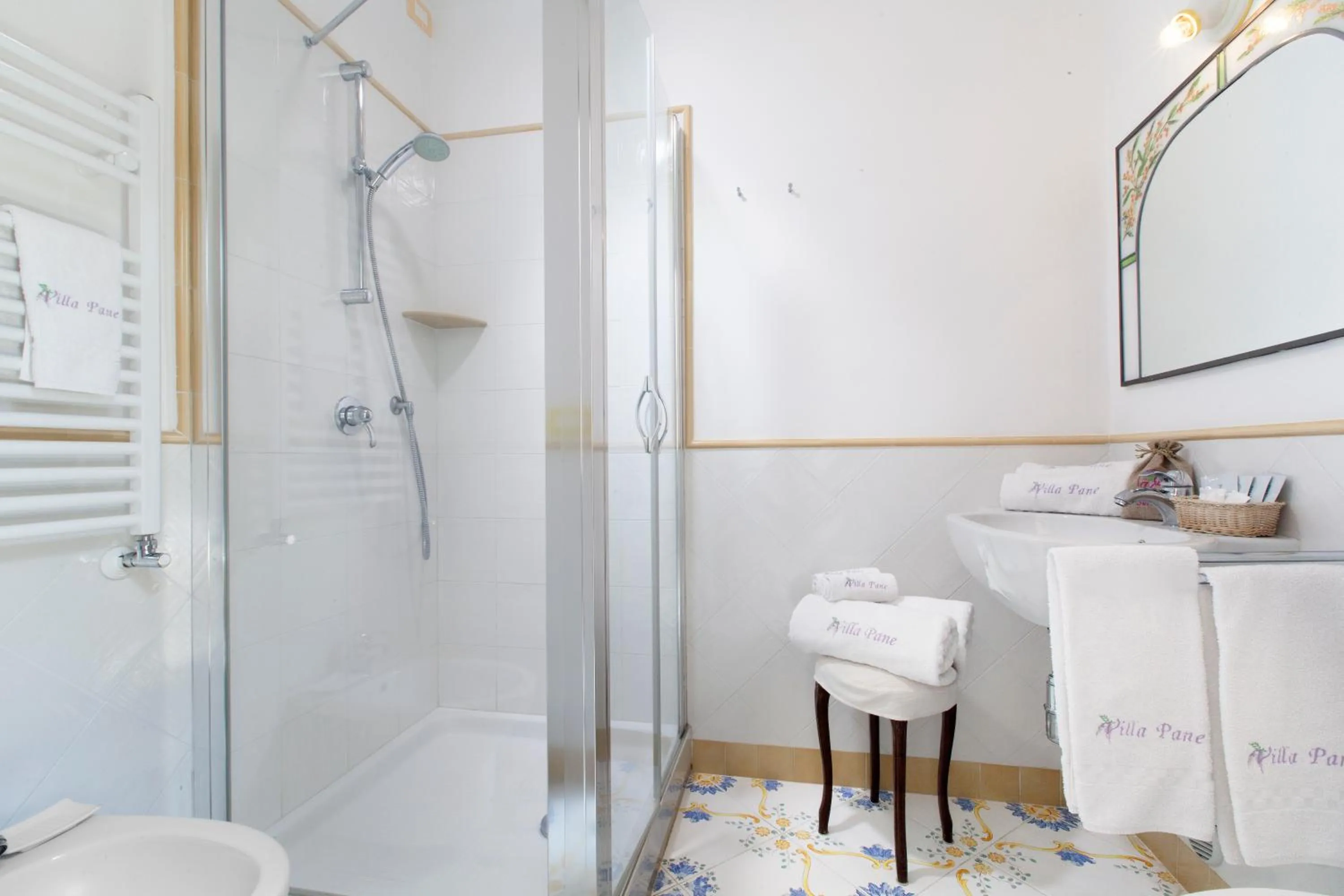 Bathroom in Villa Pane Resort