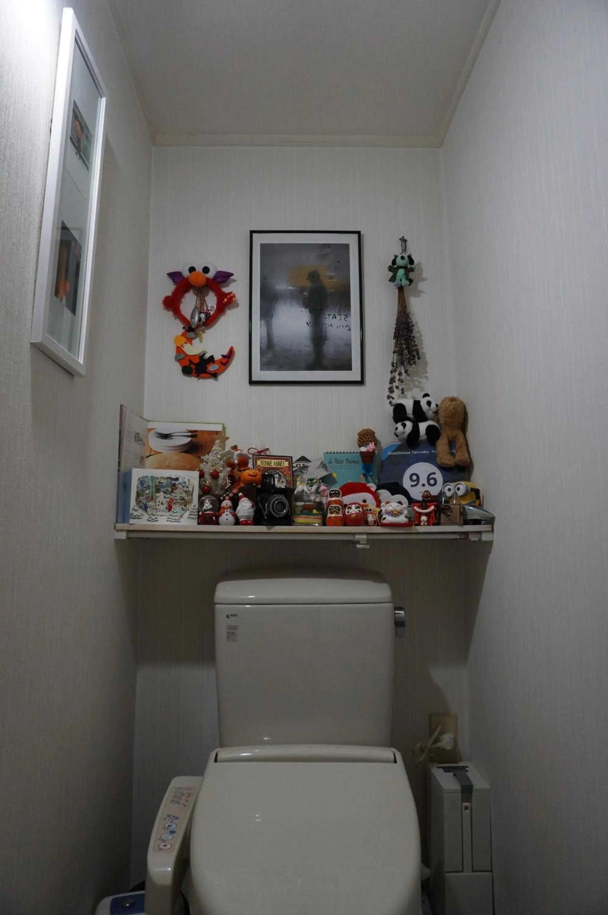 Decorative detail in Guesthouse Ten-roku - Female Only