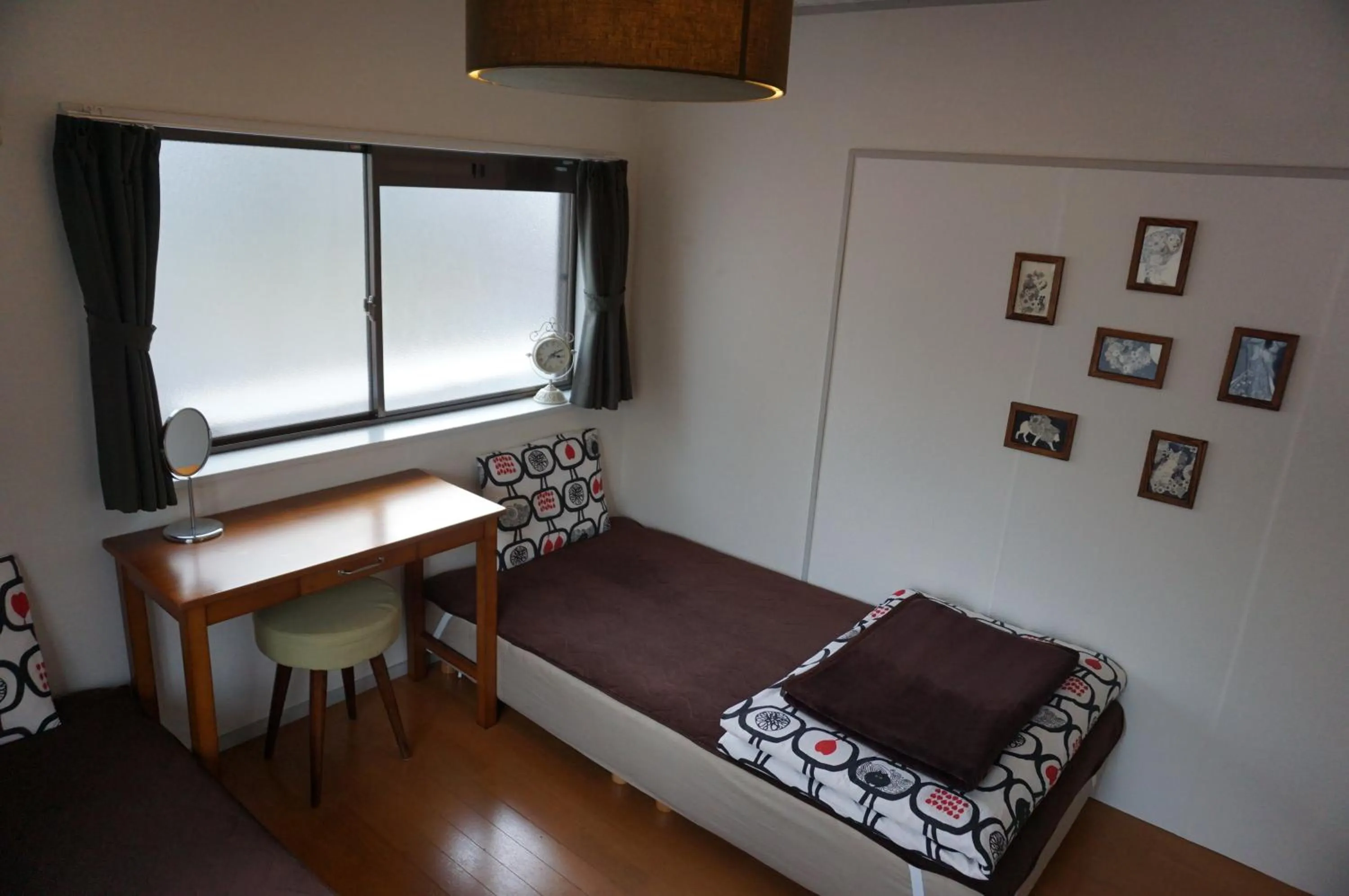 Photo of the whole room, Bed in Guesthouse Ten-roku - Female Only