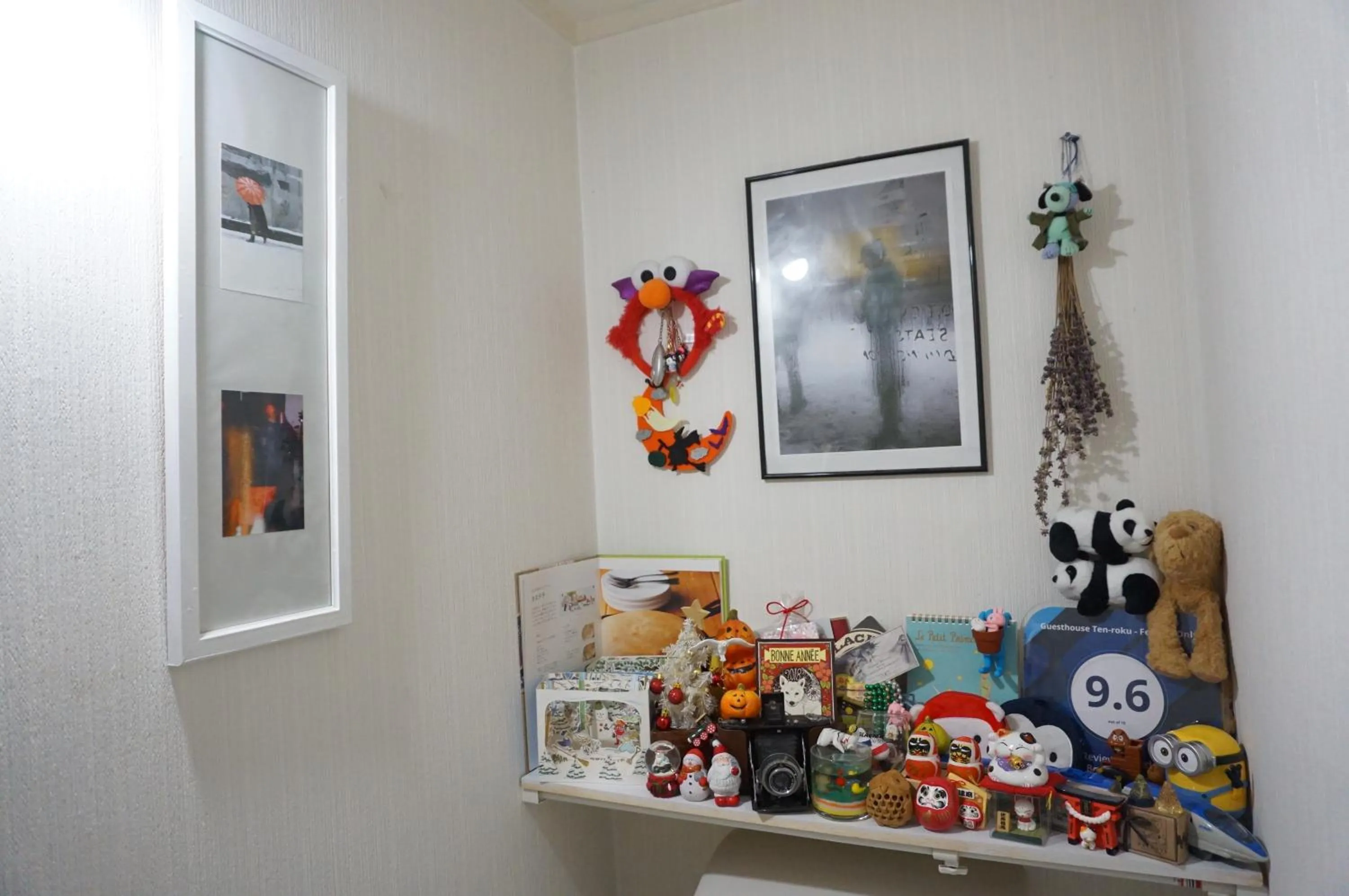 Decorative detail in Guesthouse Ten-roku - Female Only