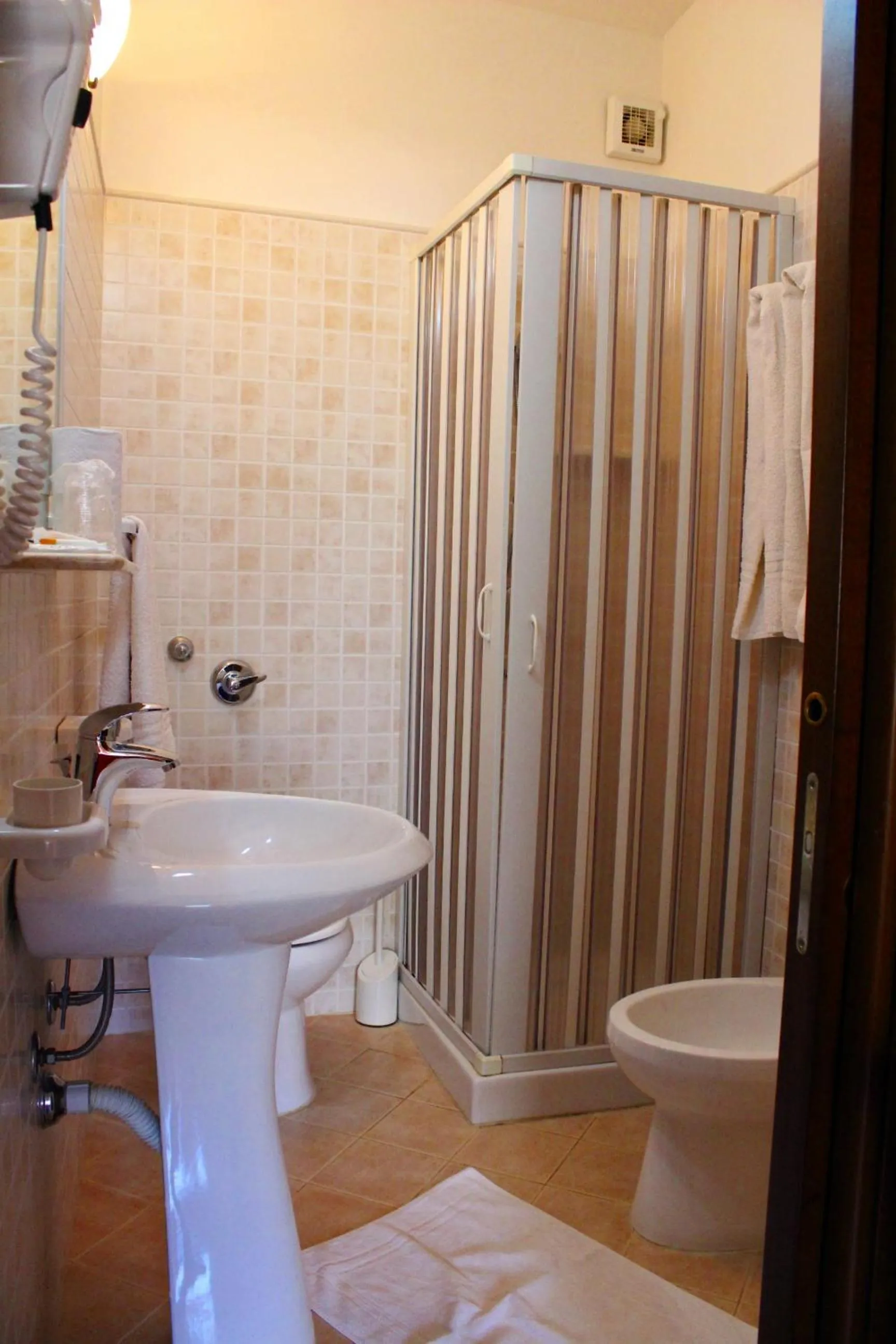 Shower in Raggio di Sole Bed & Breakfast
