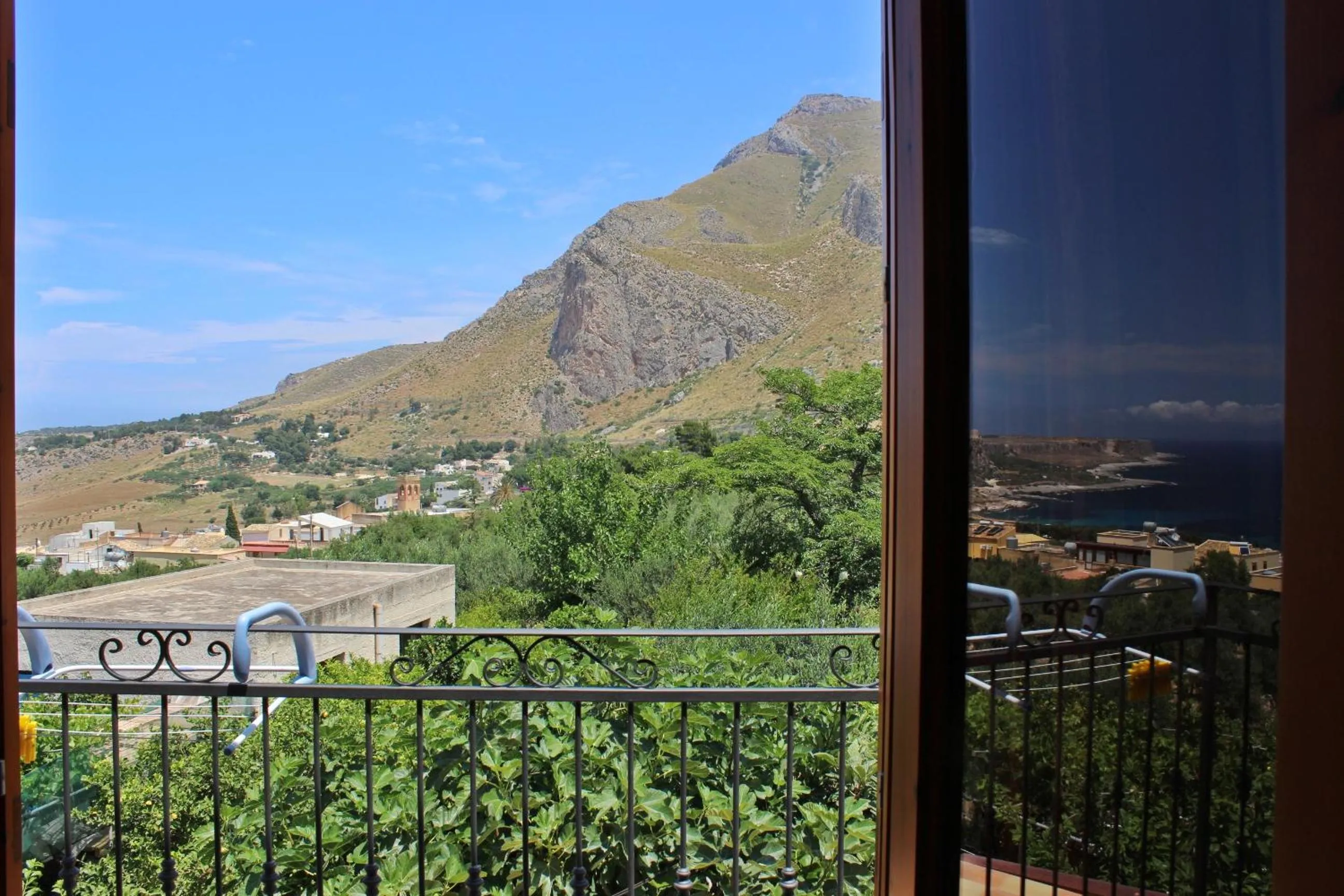 Balcony/Terrace in Raggio di Sole Bed & Breakfast