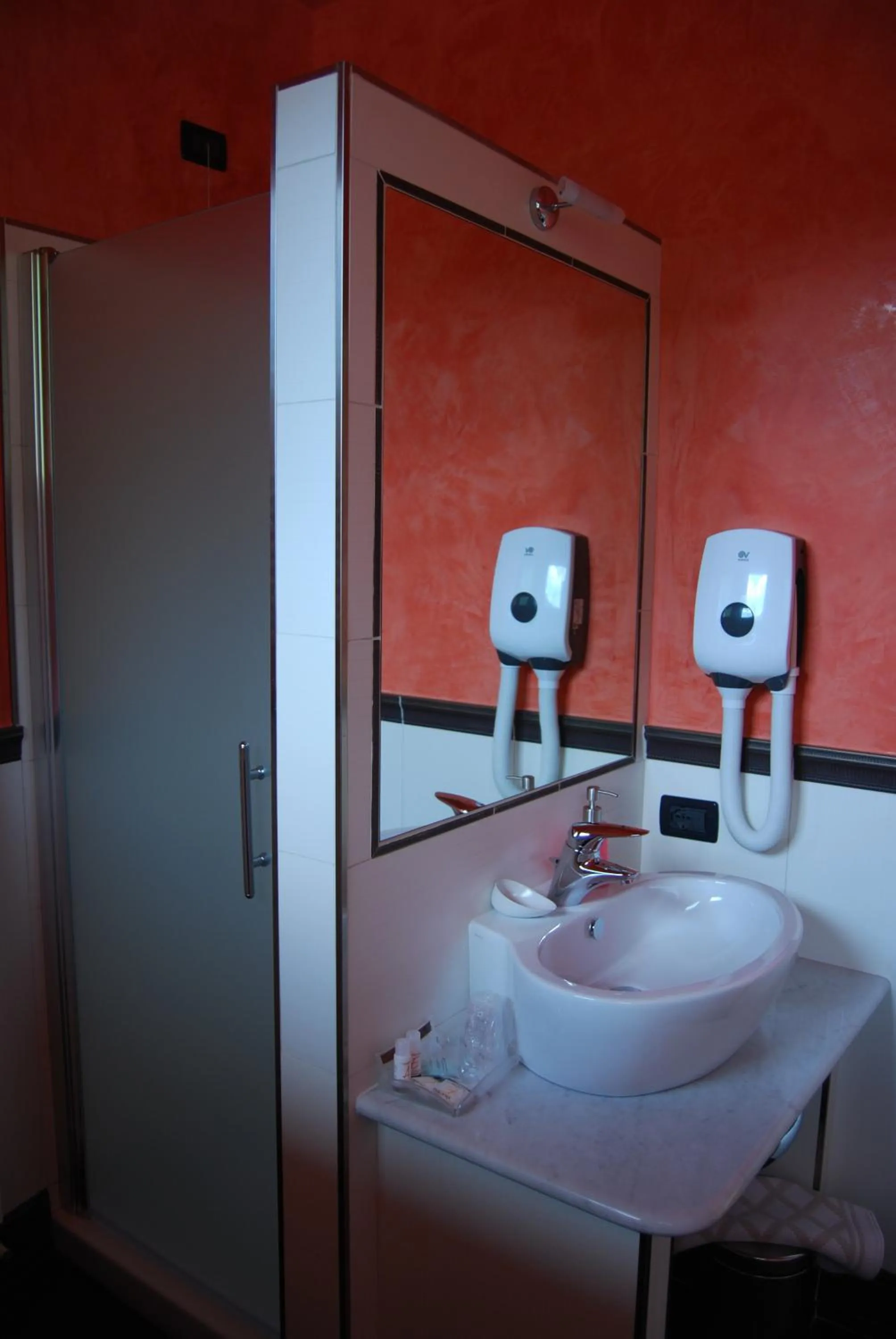 Bathroom in Albergo Ristorante Orazio