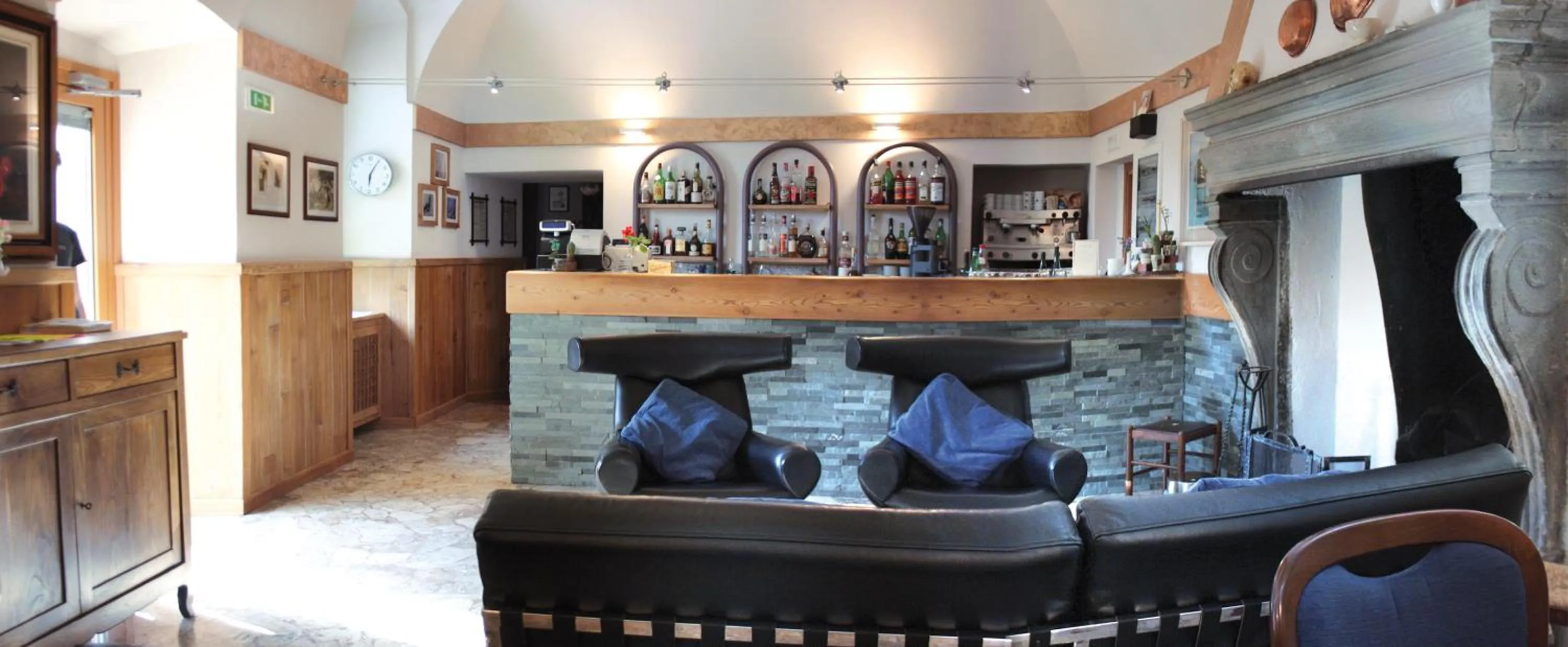 Seating area in Albergo Ristorante Orazio