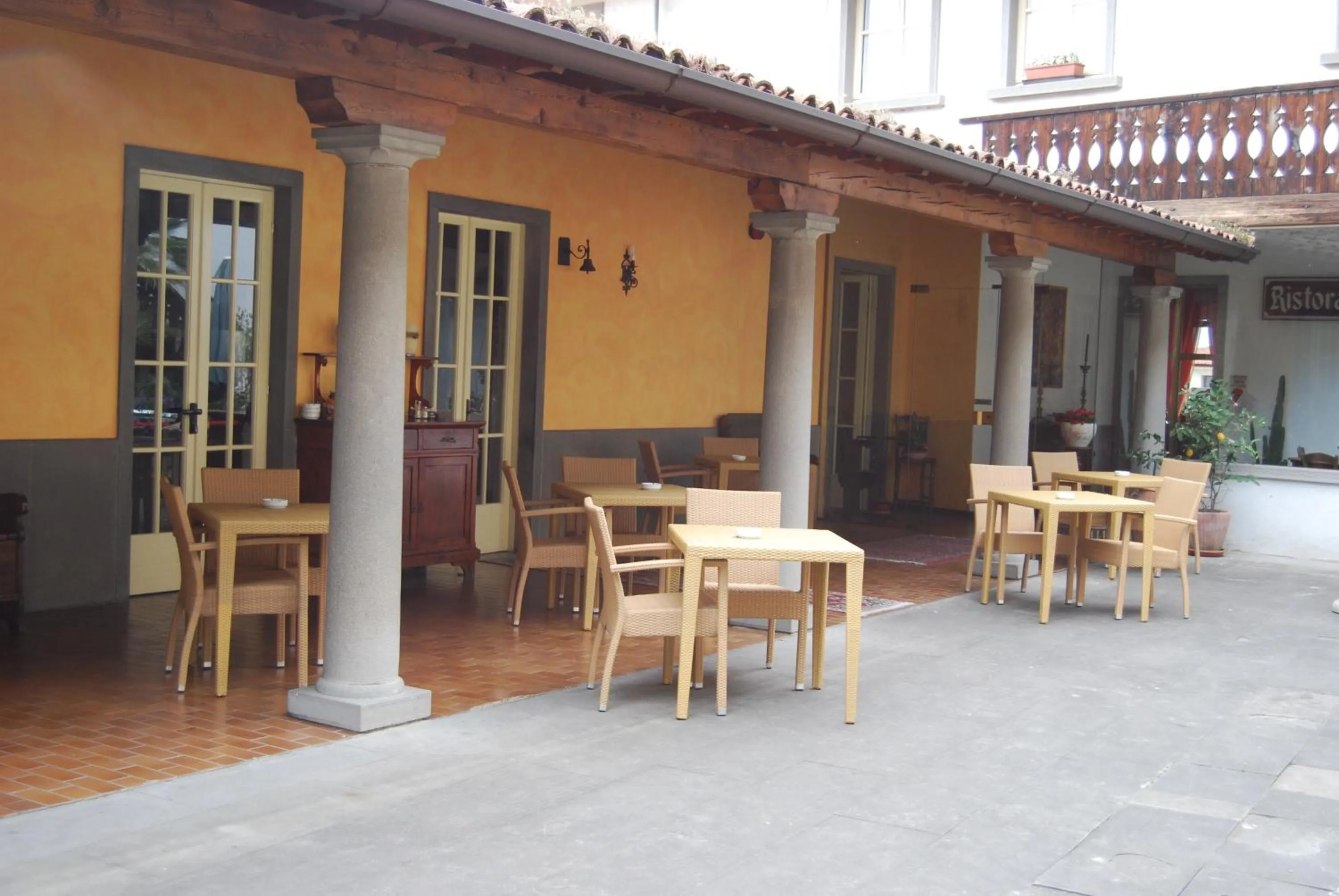 Restaurant/places to eat in Albergo Ristorante Orazio